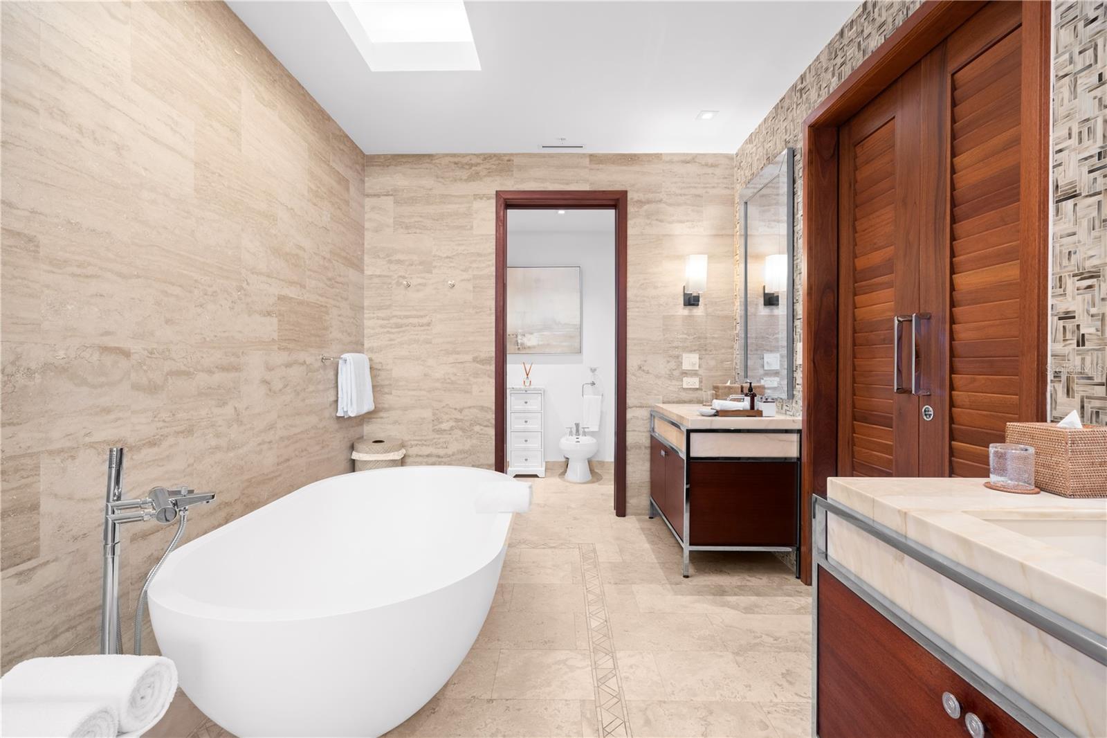 PR9113952 Property Photo