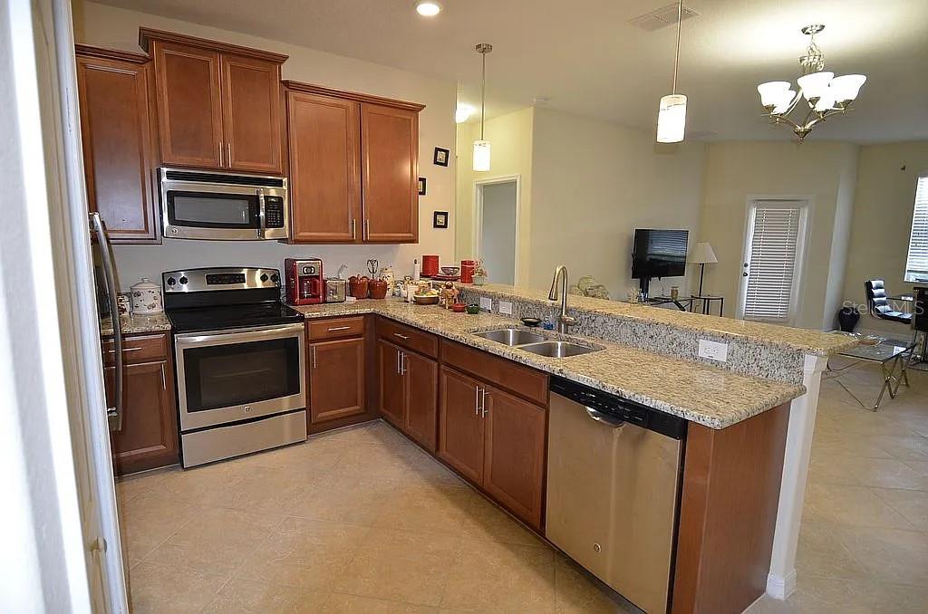 3308 RODRICK CIR, ORLANDO, FL, 32824