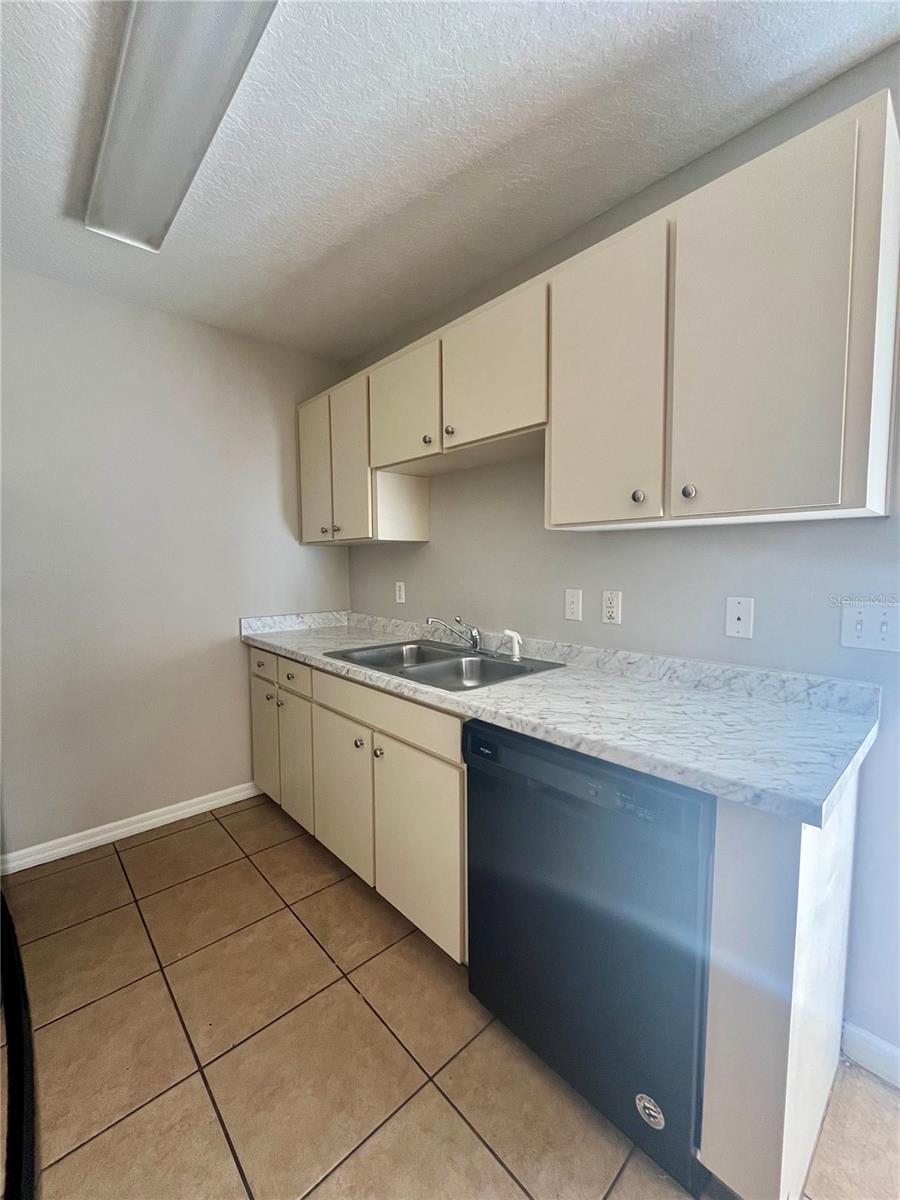 404 WATER ST, PLANT CITY, FL, 33563