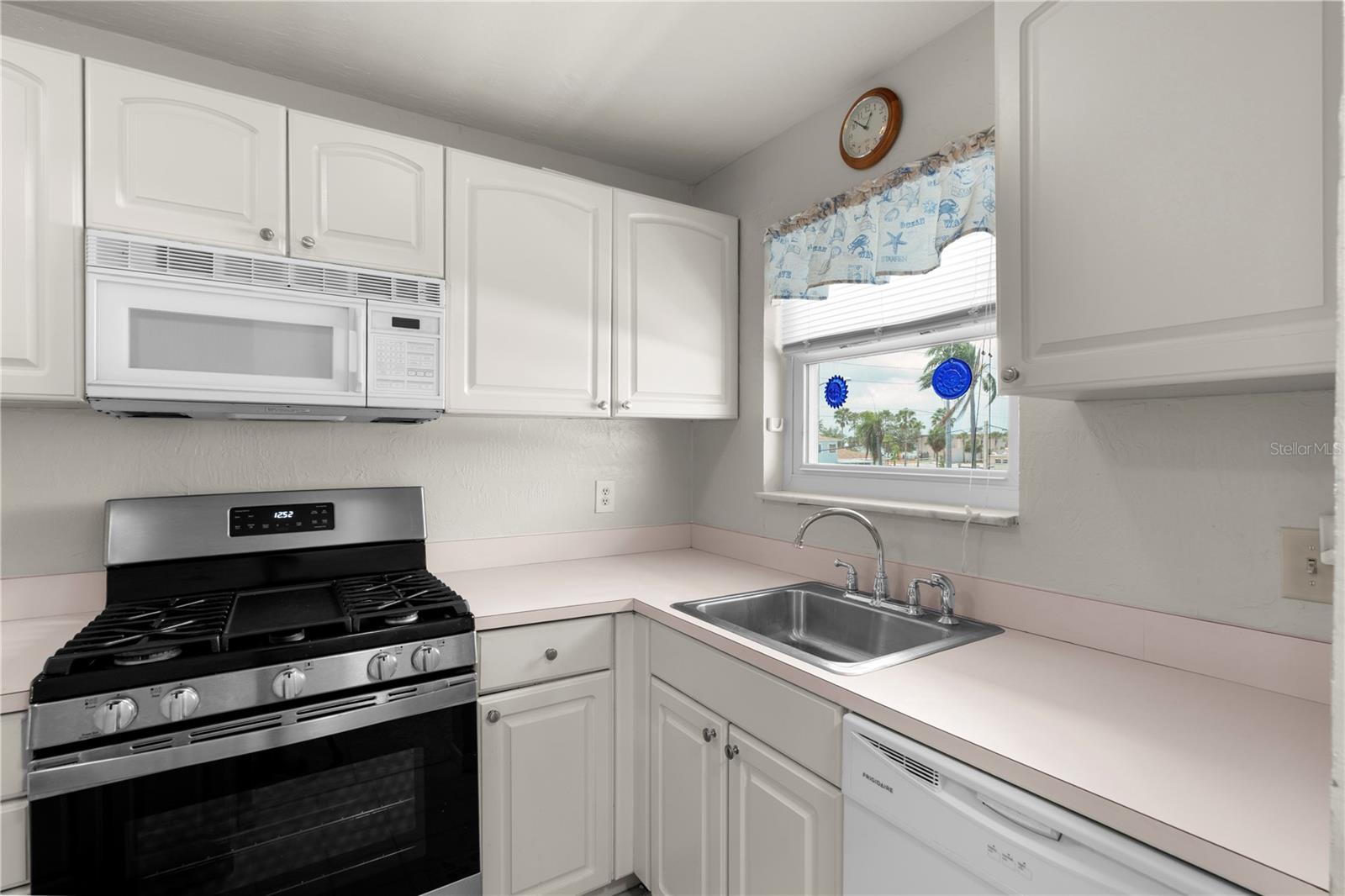 3114 59TH ST S #203, GULFPORT, FL, 33707