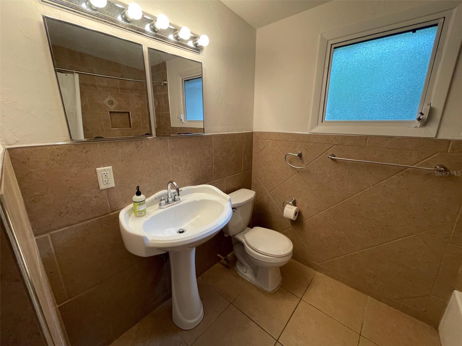 3008 NE 11TH DR, GAINESVILLE, FL, 32609