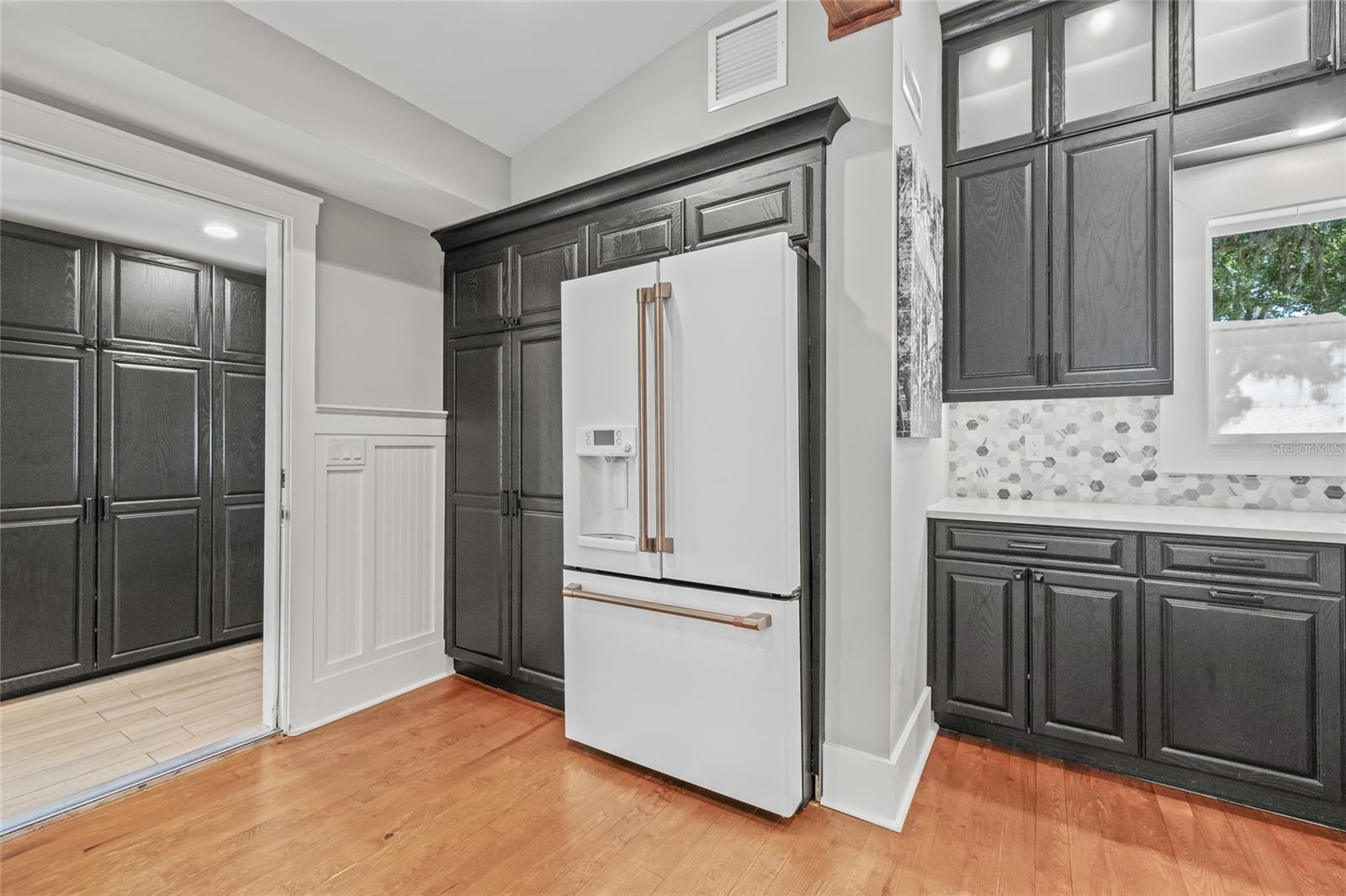 1005 MAIN ST, SAFETY HARBOR, FL, 34695