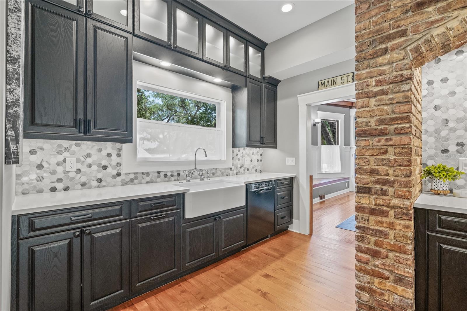 1005 MAIN ST, SAFETY HARBOR, FL, 34695