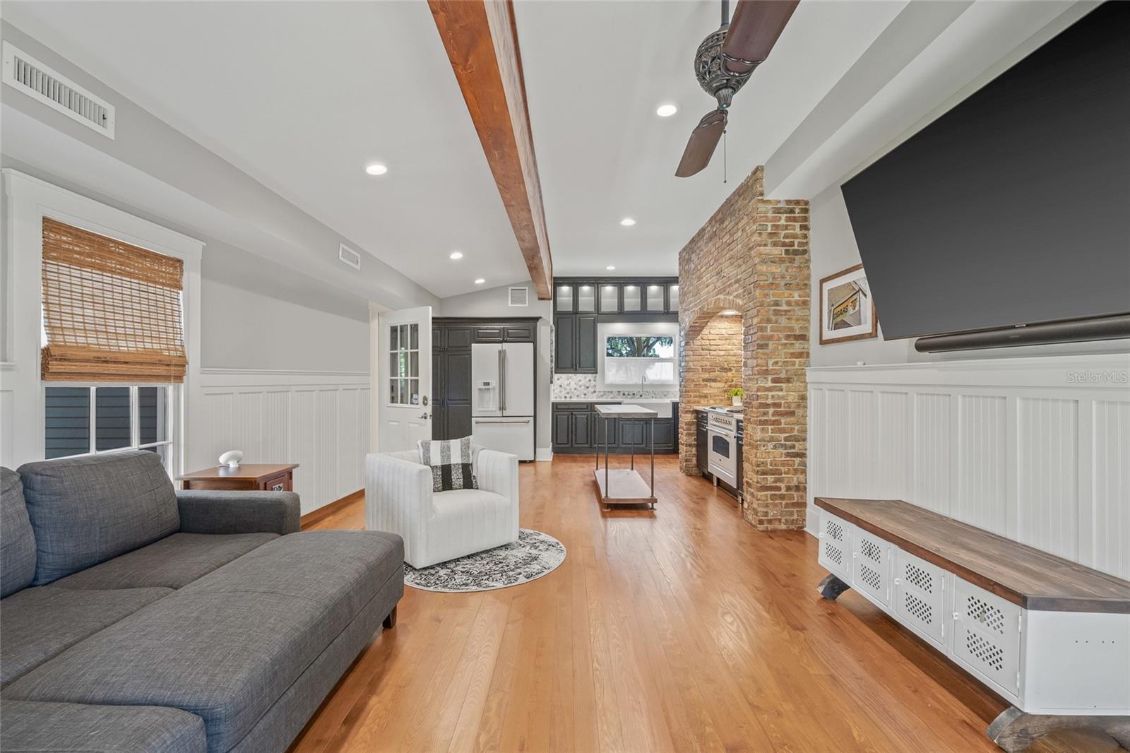 1005 MAIN ST, SAFETY HARBOR, FL, 34695