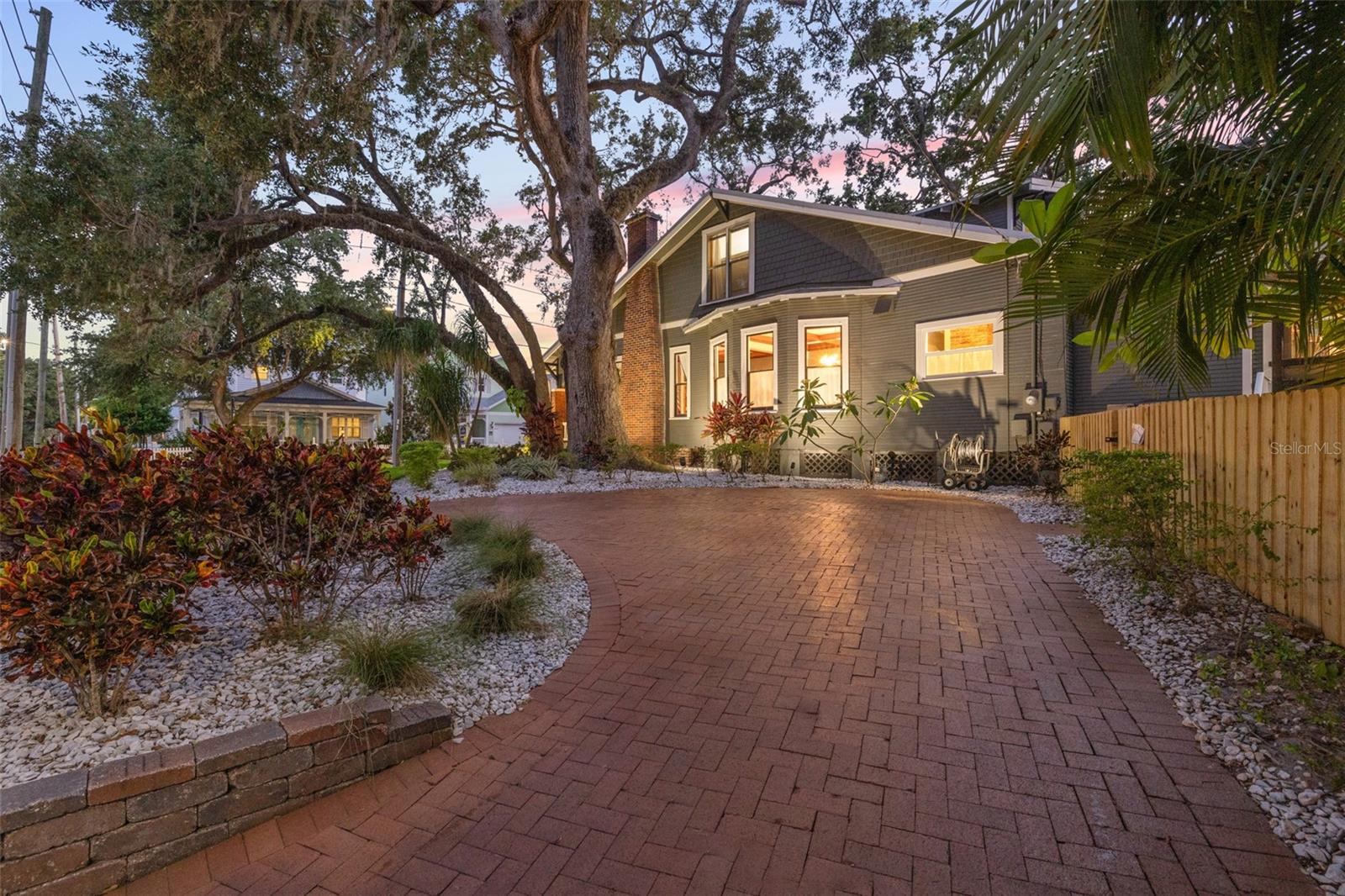 1005 MAIN ST, SAFETY HARBOR, FL, 34695