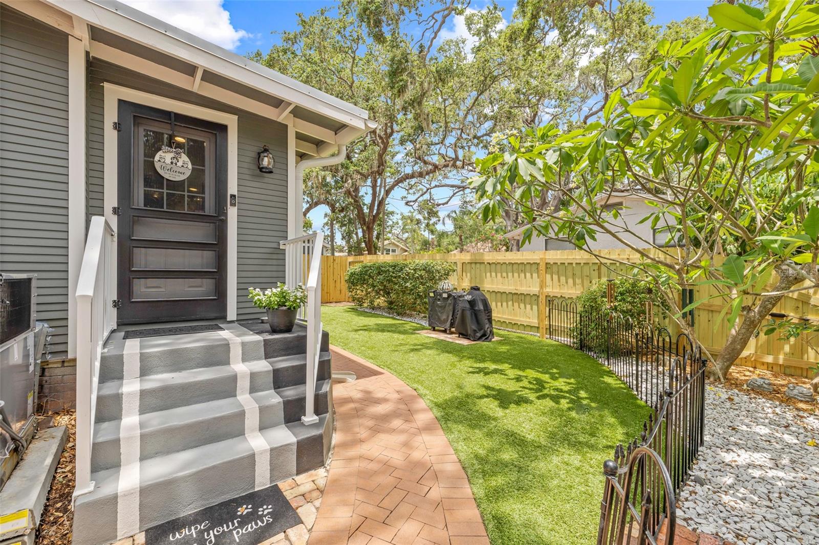 1005 MAIN ST, SAFETY HARBOR, FL, 34695