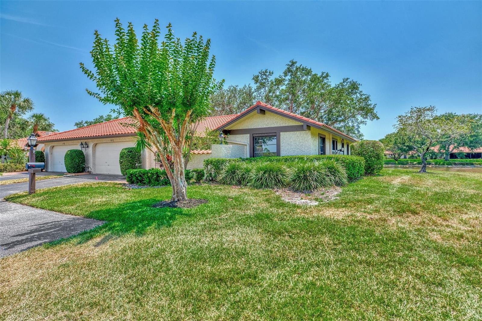 5651 GOLF POINTE DR #5651, SARASOTA, FL, 34243