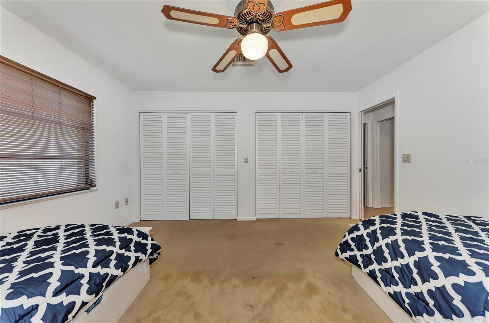 5651 GOLF POINTE DR #5651, SARASOTA, FL, 34243