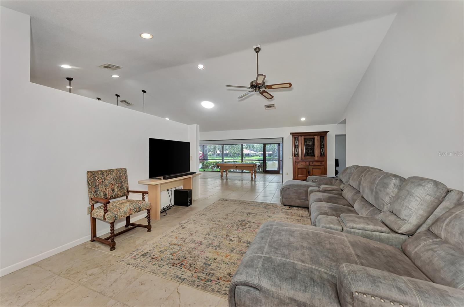 5651 GOLF POINTE DR #5651, SARASOTA, FL, 34243