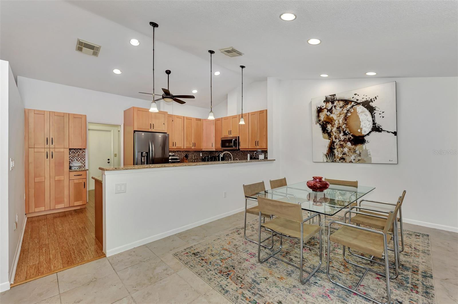 5651 GOLF POINTE DR #5651, SARASOTA, FL, 34243