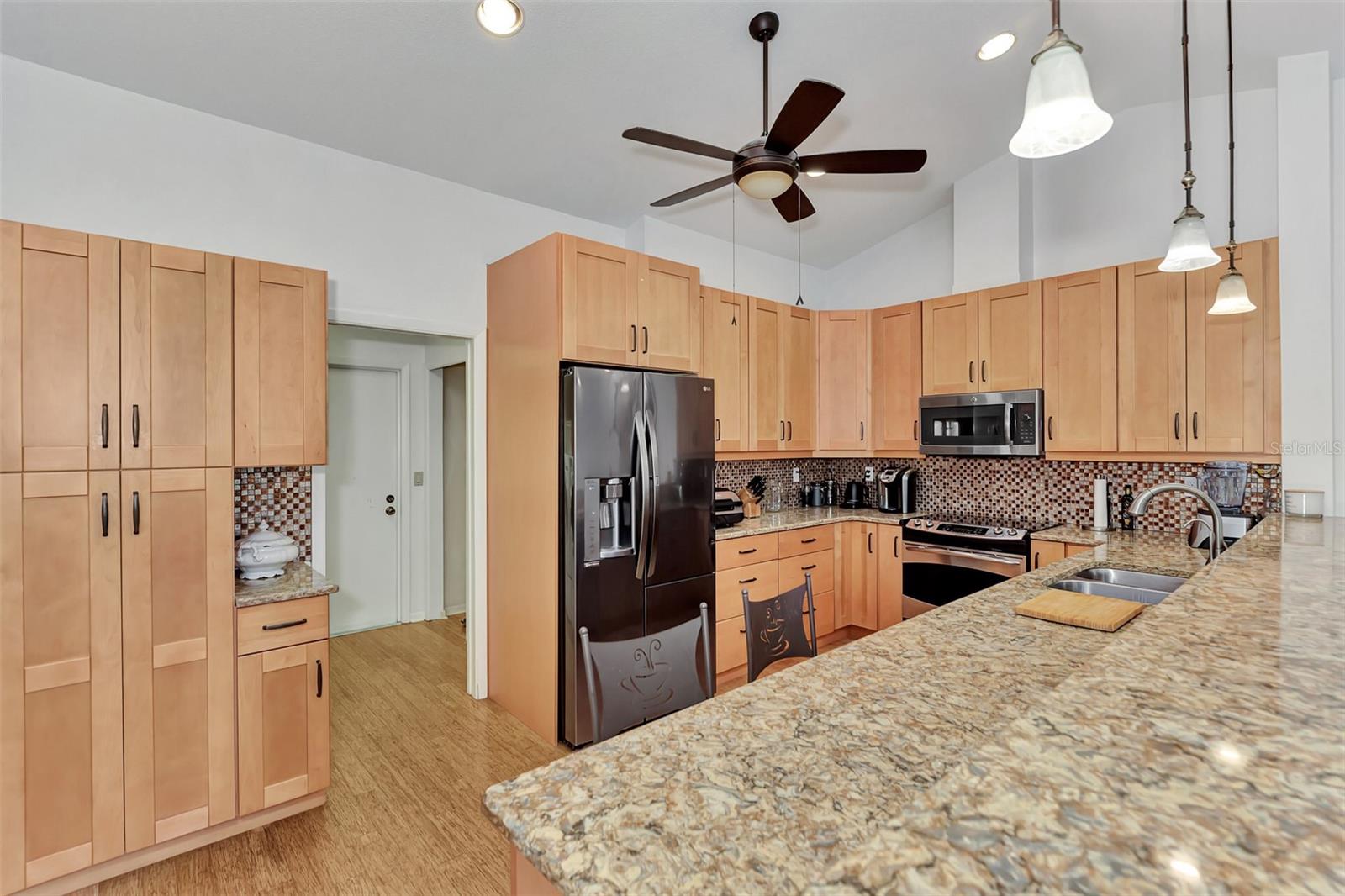 5651 GOLF POINTE DR #5651, SARASOTA, FL, 34243