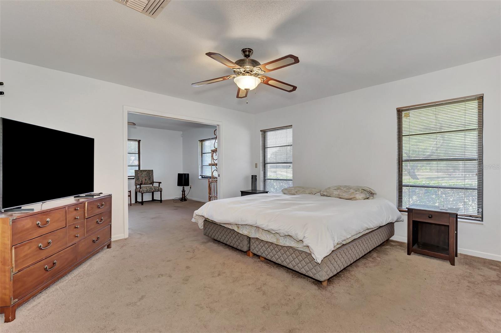 5651 GOLF POINTE DR #5651, SARASOTA, FL, 34243