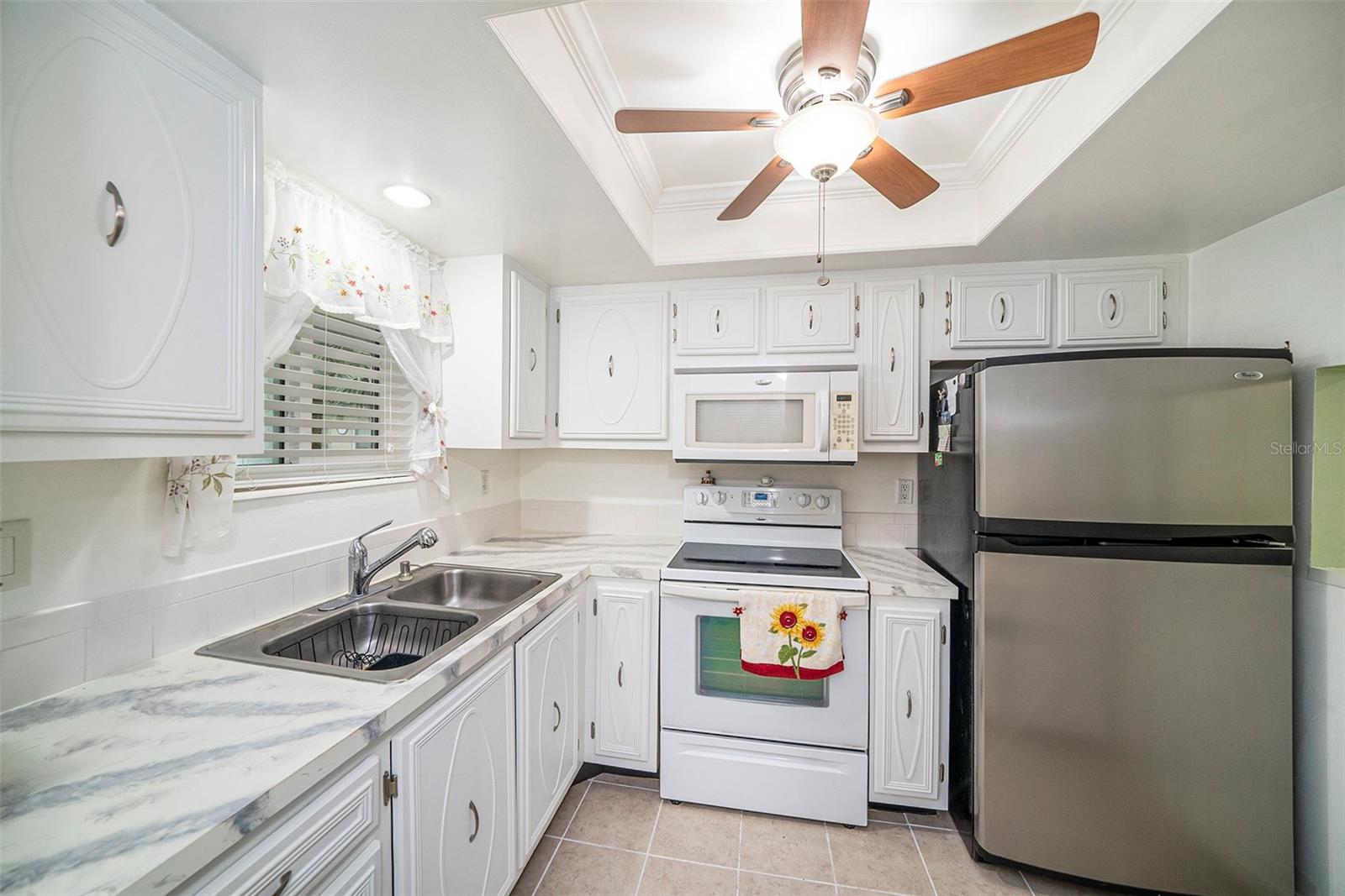 TB8391652 Property Photo