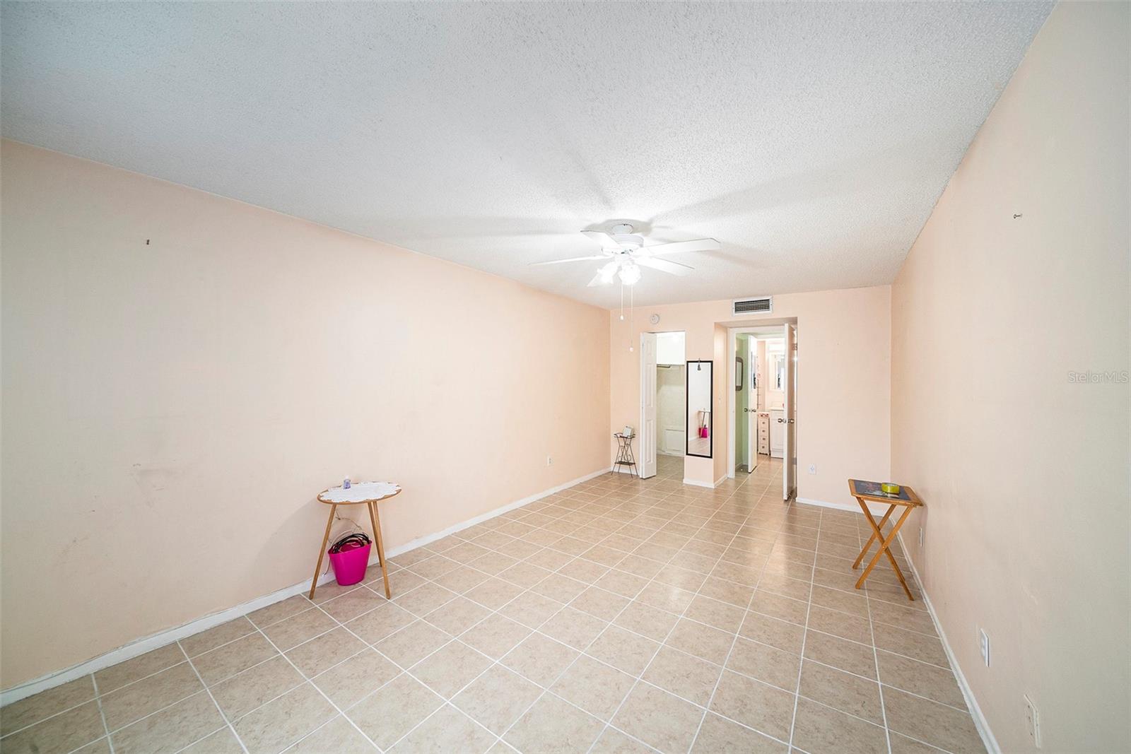 TB8391652 Property Photo