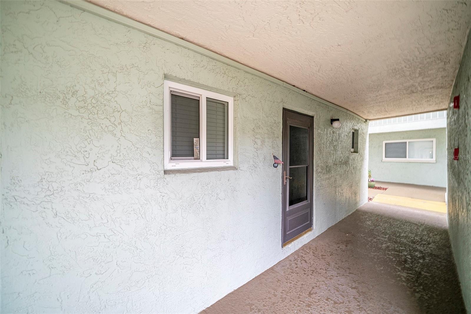 TB8391652 Property Photo