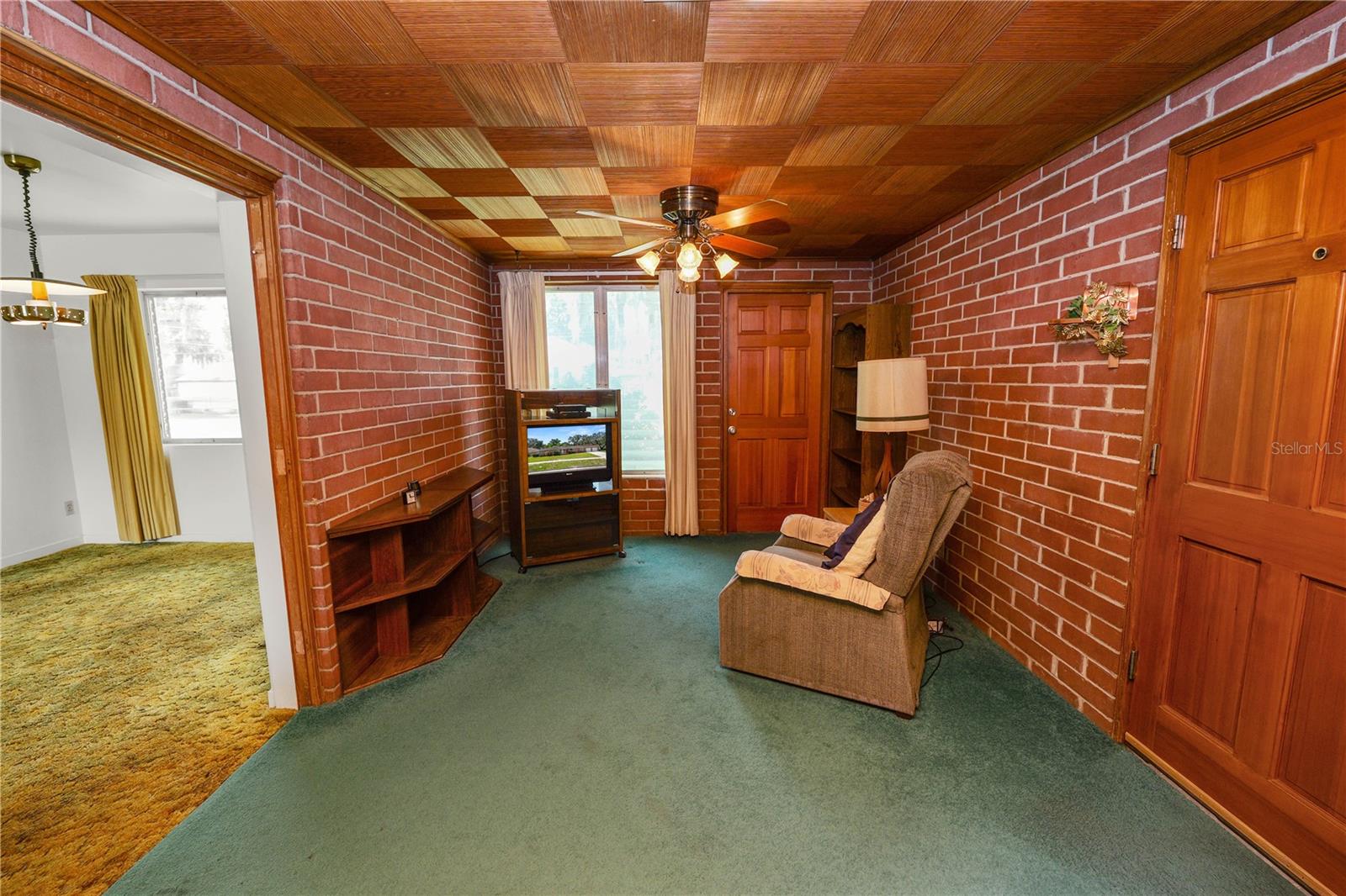 111 E ORANGE ST, DAVENPORT, FL, 33837