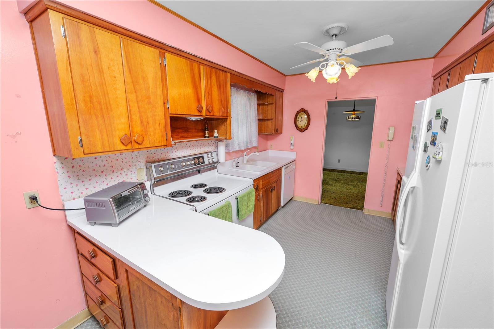 111 E ORANGE ST, DAVENPORT, FL, 33837