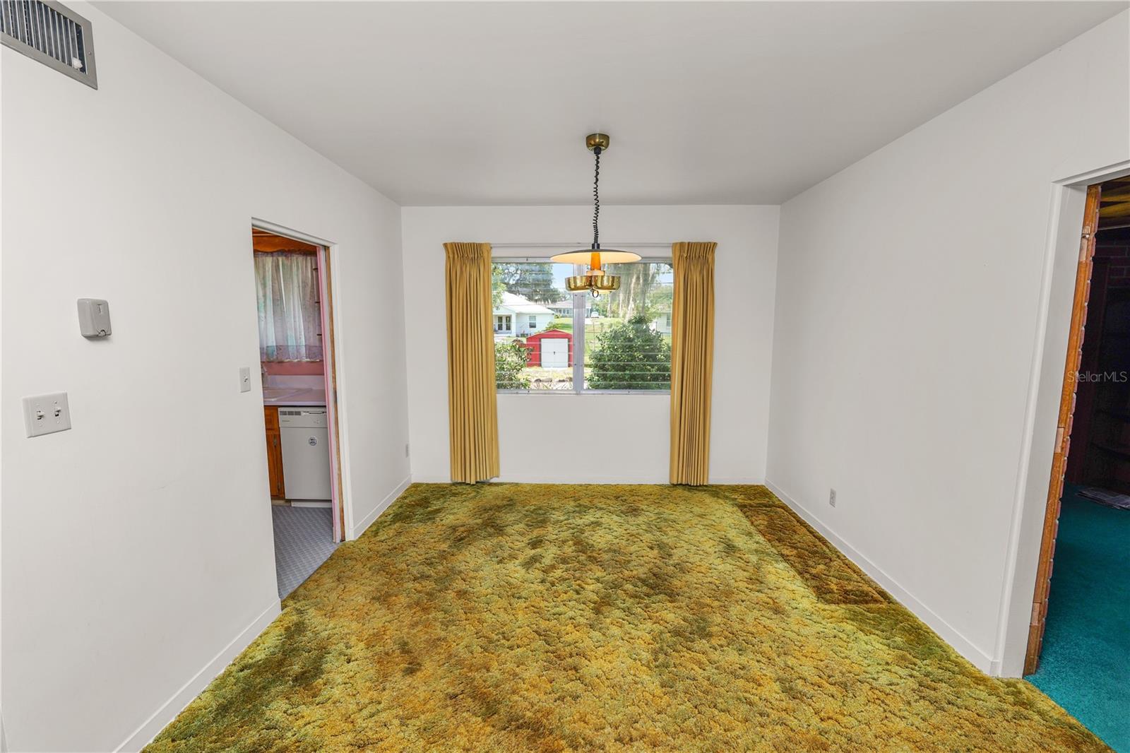 111 E ORANGE ST, DAVENPORT, FL, 33837