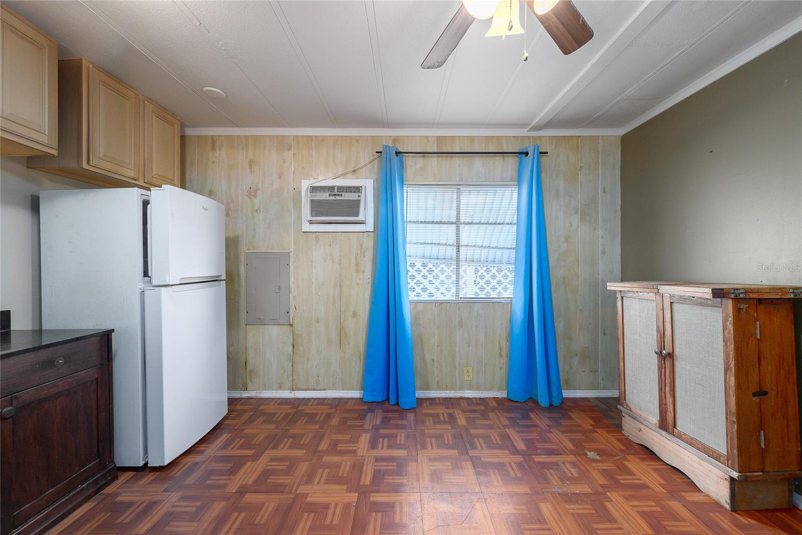 5303 LANAI DR, ORLANDO, FL, 32812