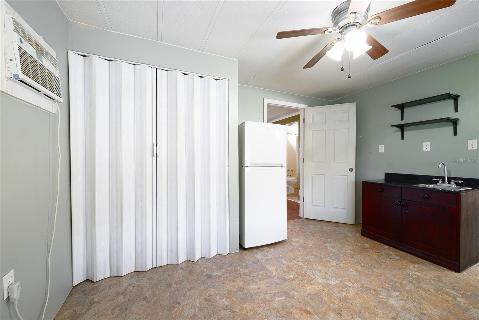 5303 LANAI DR, ORLANDO, FL, 32812