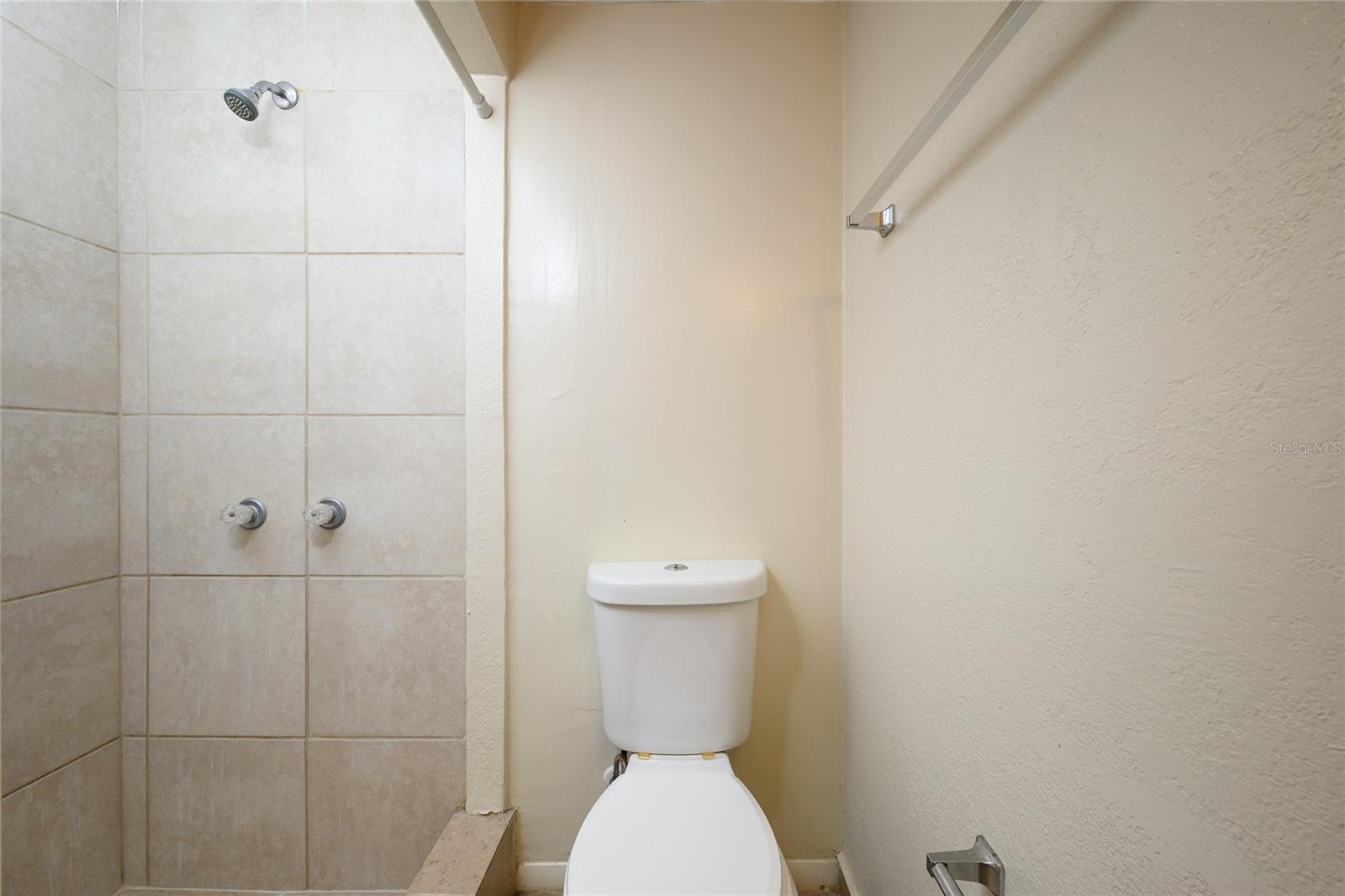 5303 LANAI DR, ORLANDO, FL, 32812