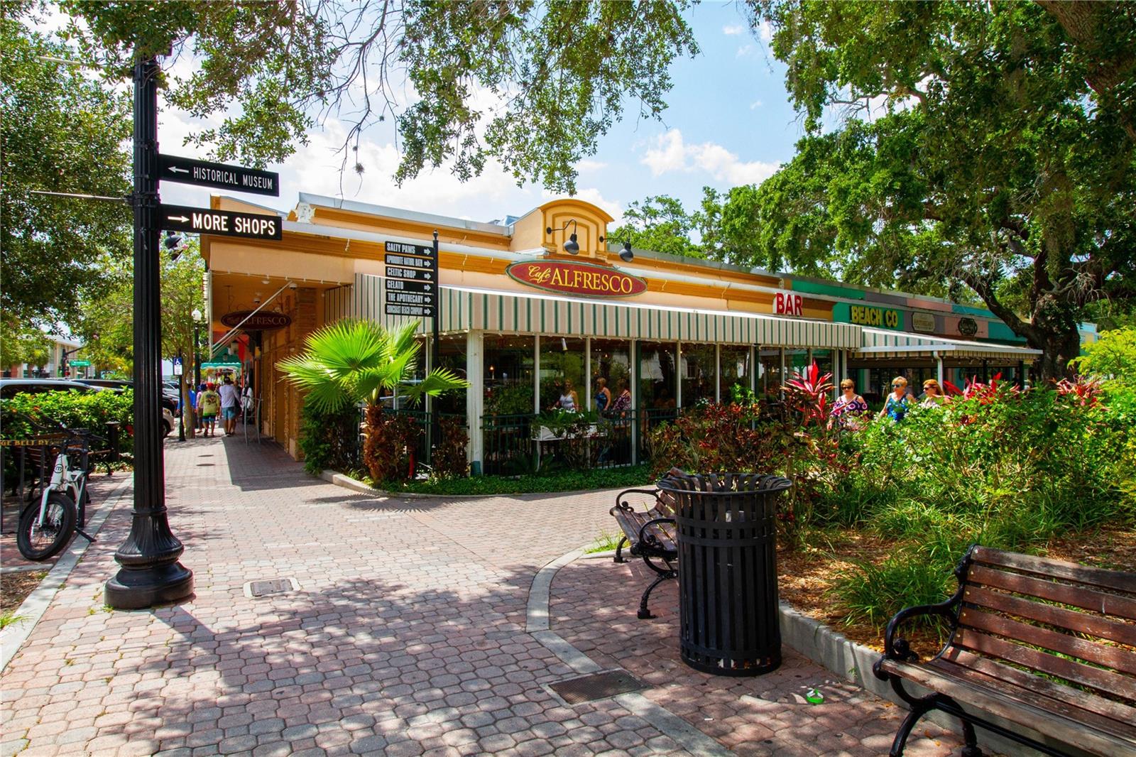 2631 ST JOSEPHS DR W, DUNEDIN, FL, 34698