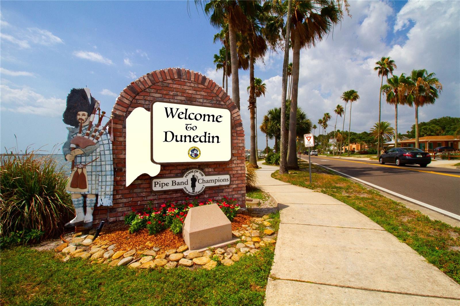 2631 ST JOSEPHS DR W, DUNEDIN, FL, 34698