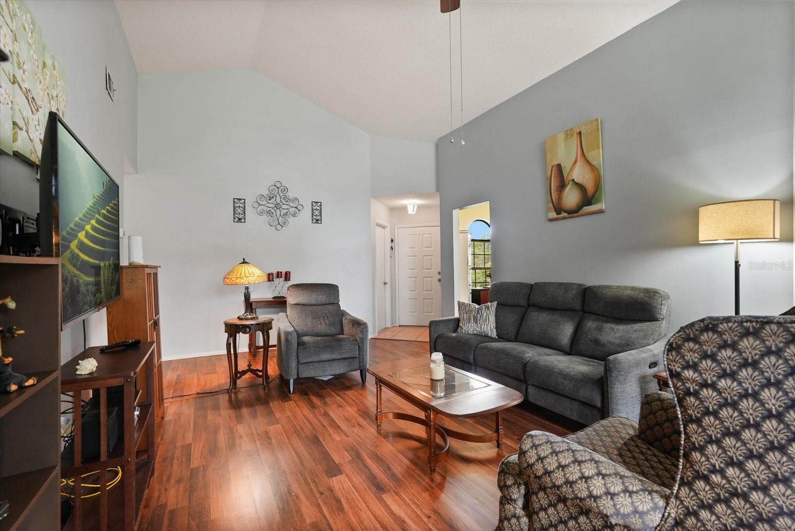 189 LAKESIDE CIR, SANFORD, FL, 32773