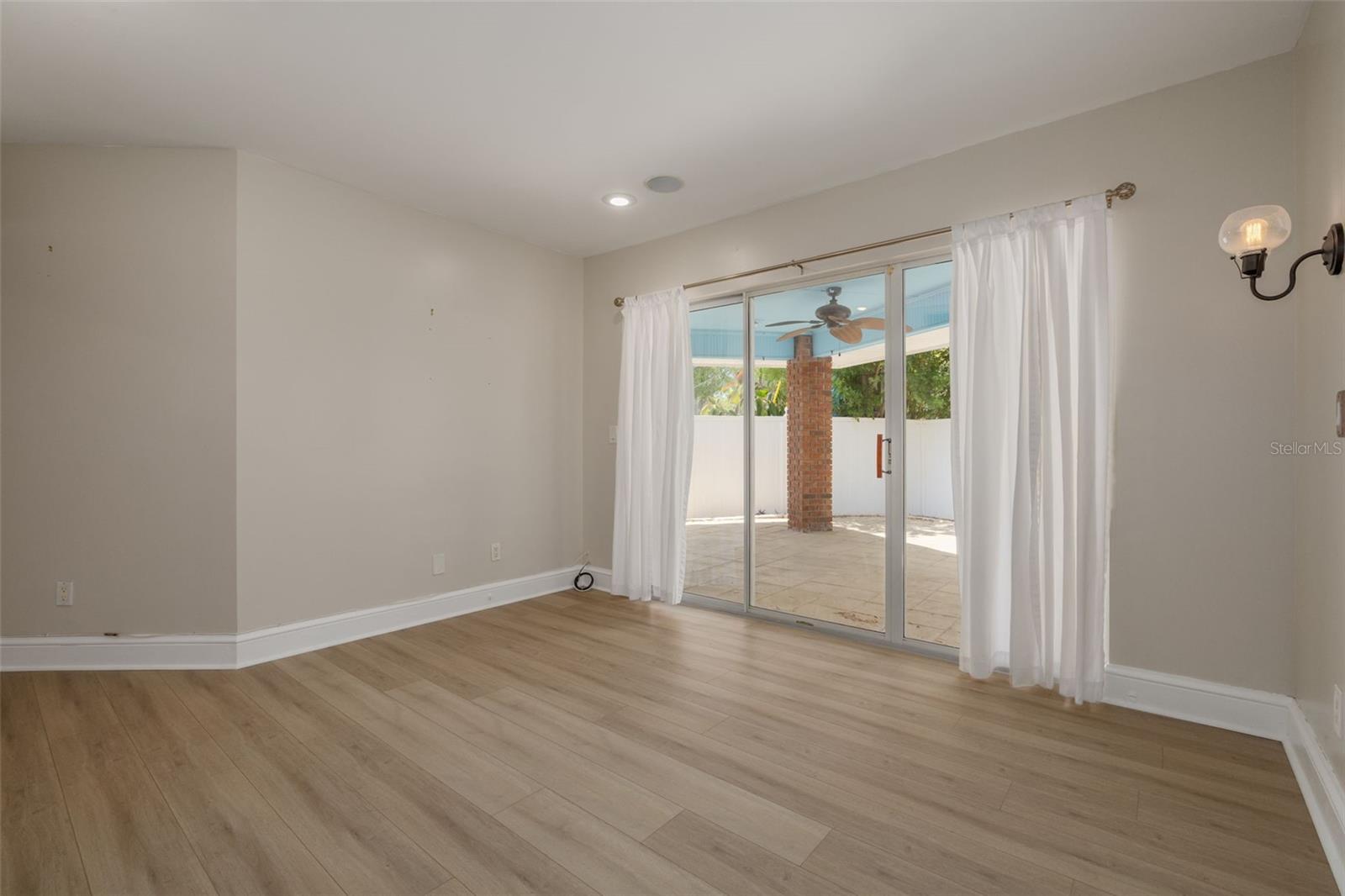 941 65TH ST S, ST PETERSBURG, FL, 33707