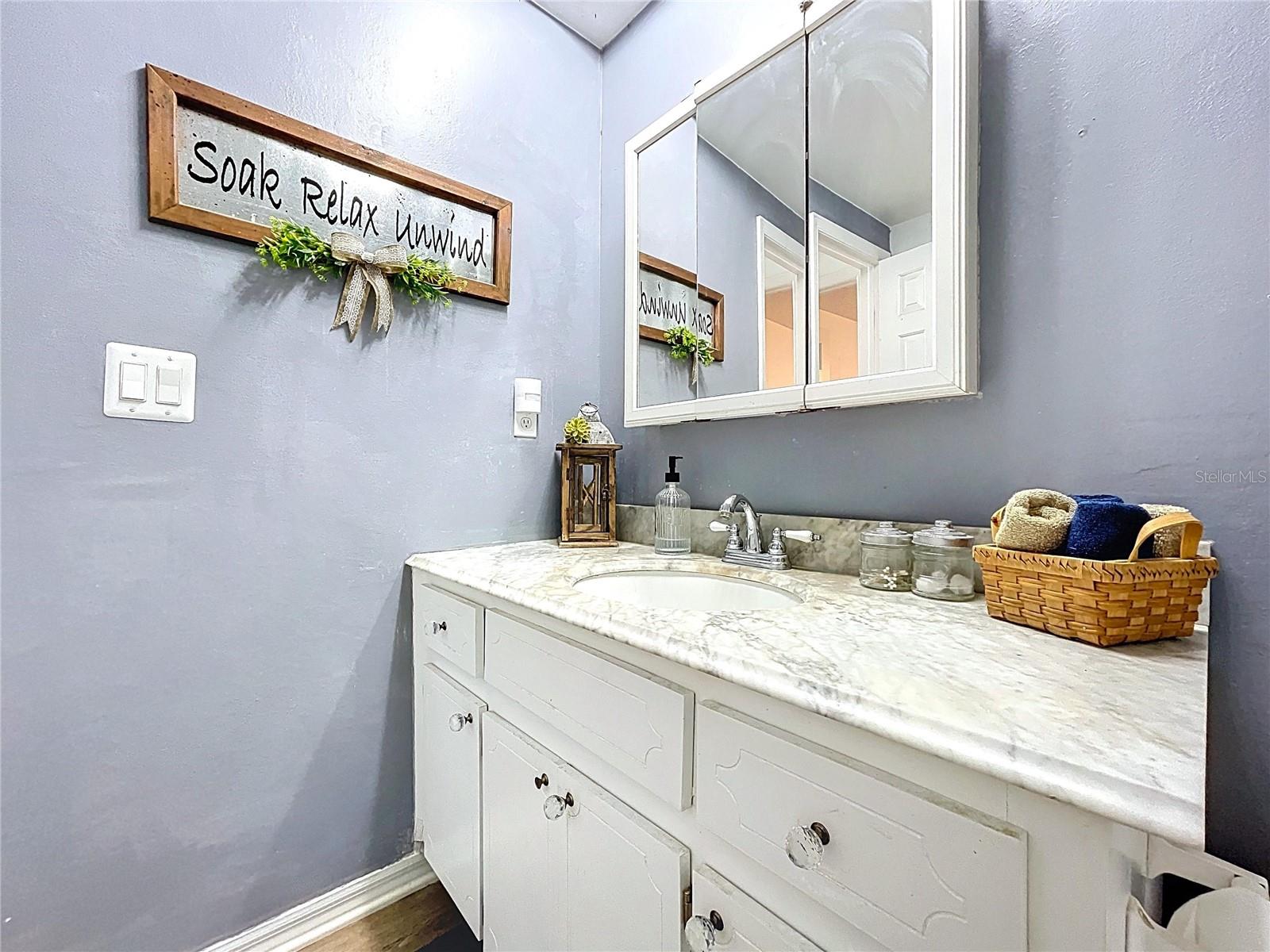 1902 REBECCA RD, LUTZ, FL, 33548