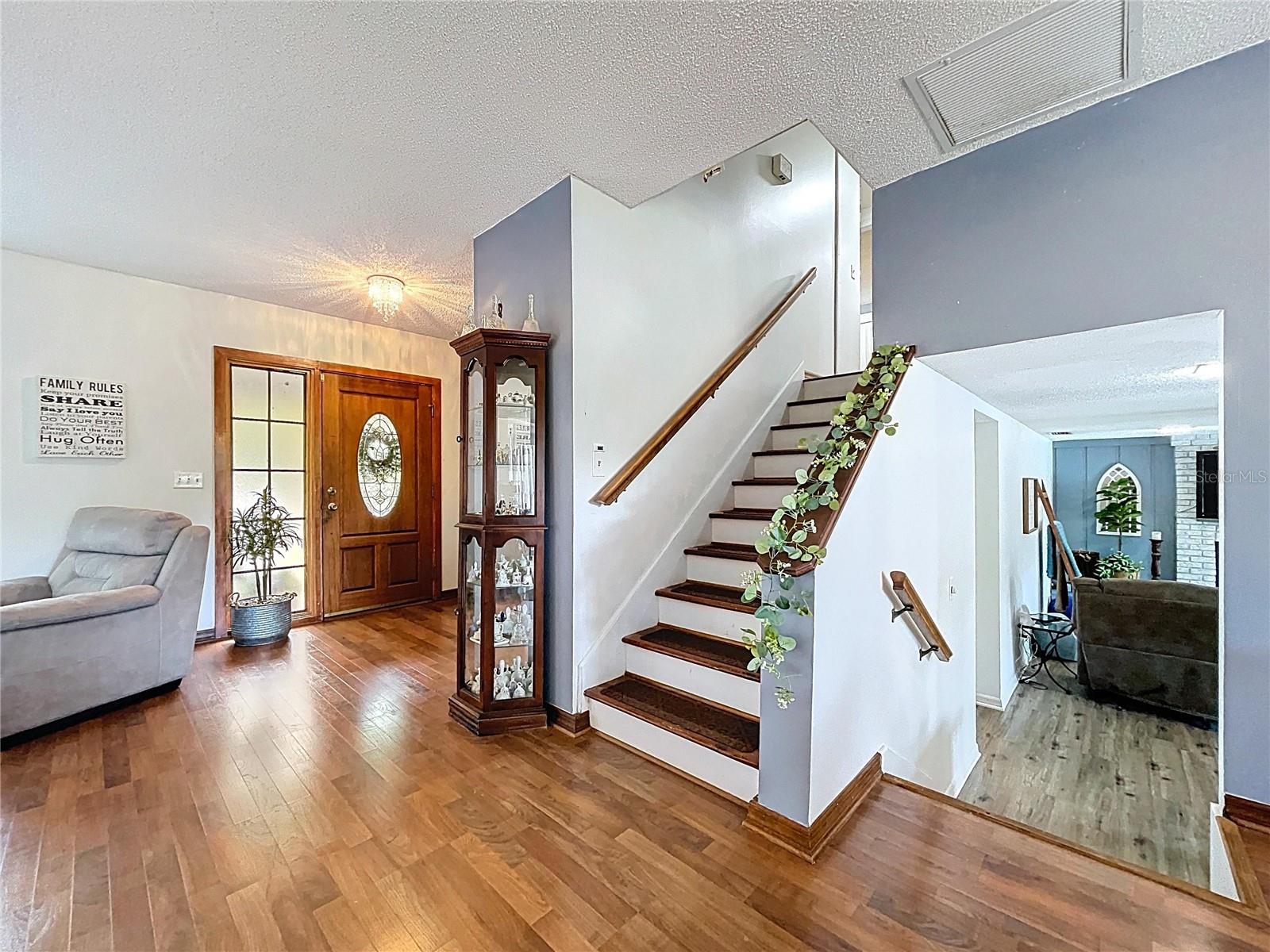 1902 REBECCA RD, LUTZ, FL, 33548