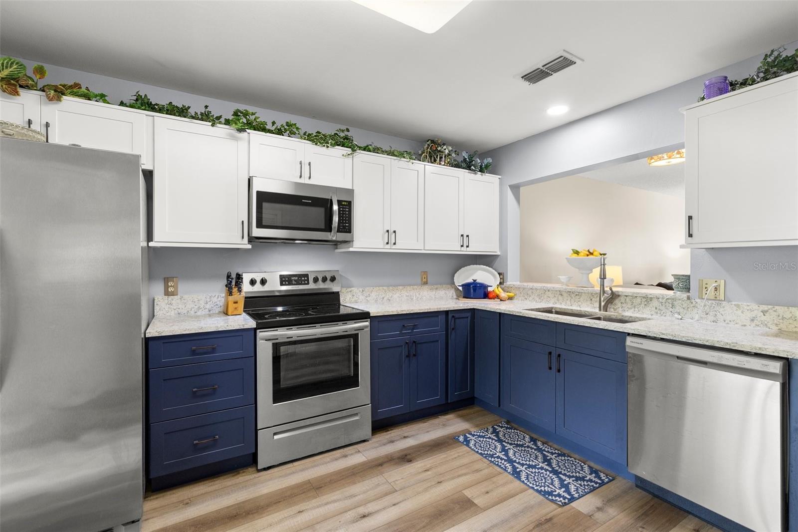 5100 BURCHETTE RD #2702, TAMPA, FL, 33647