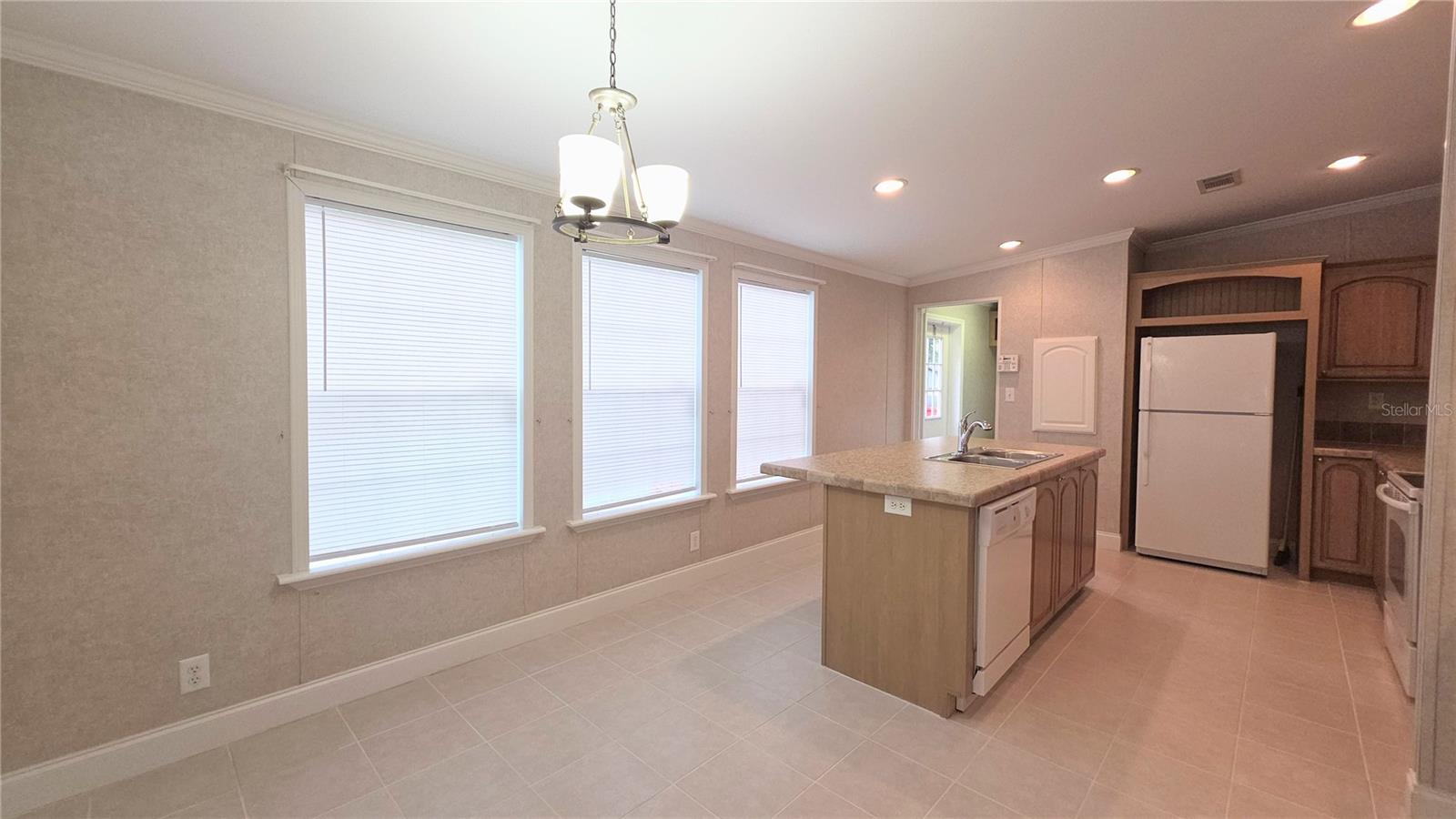 6238 ANGUS VALLEY DR, WESLEY CHAPEL, FL, 33544