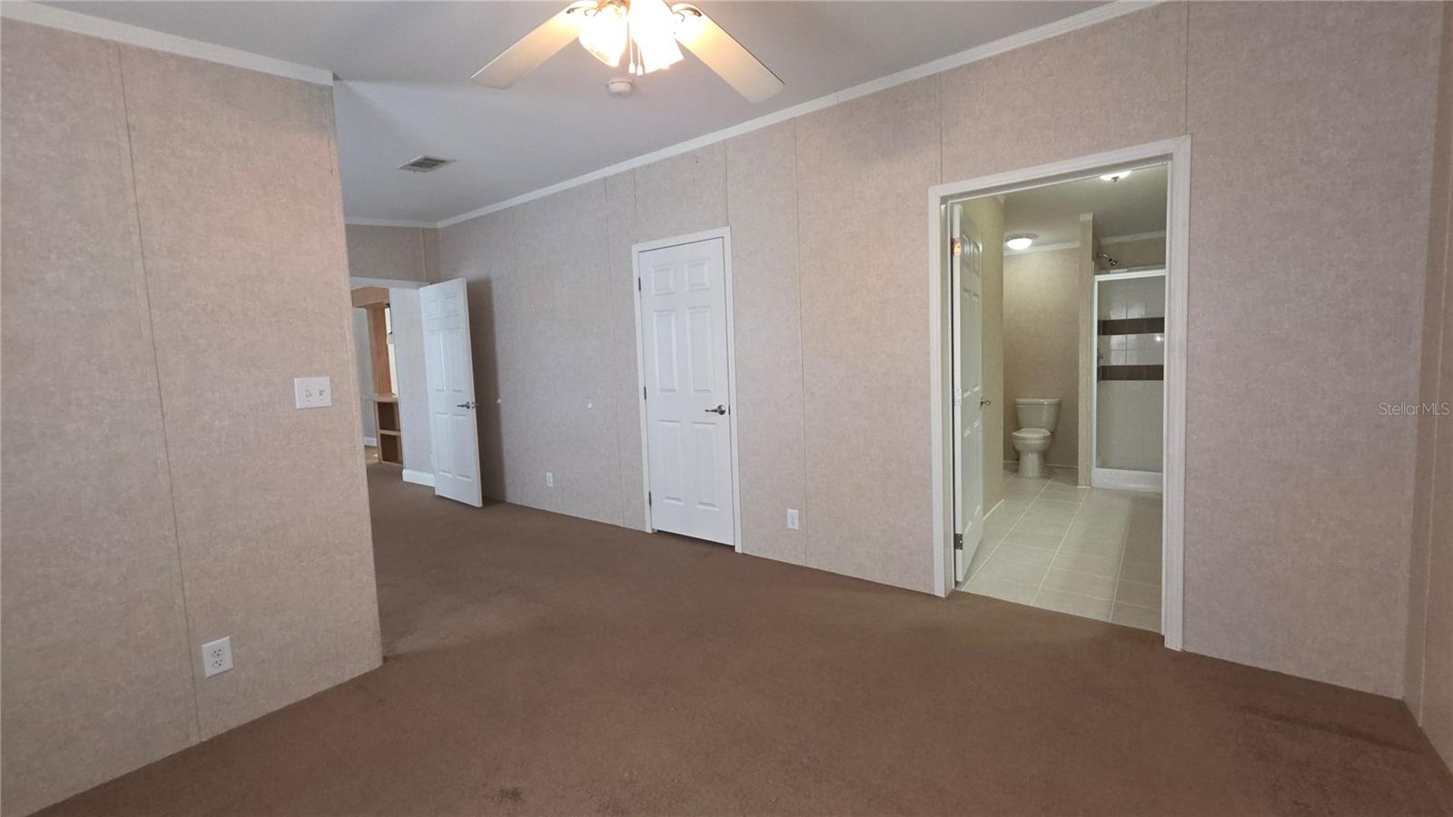 6238 ANGUS VALLEY DR, WESLEY CHAPEL, FL, 33544