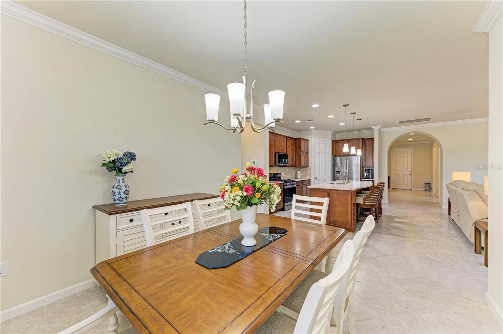 A4654405 Property Photo