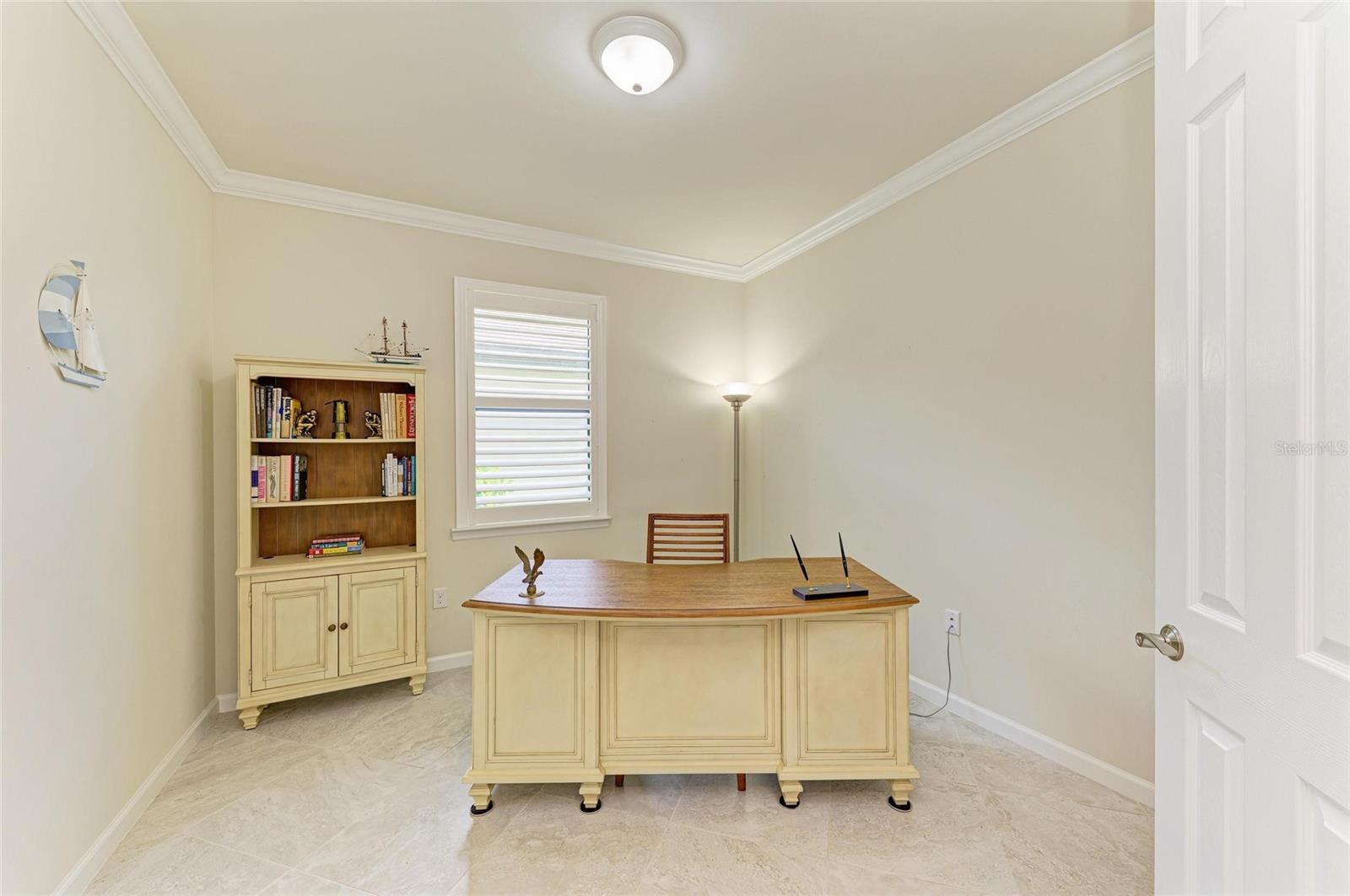 A4654405 Property Photo