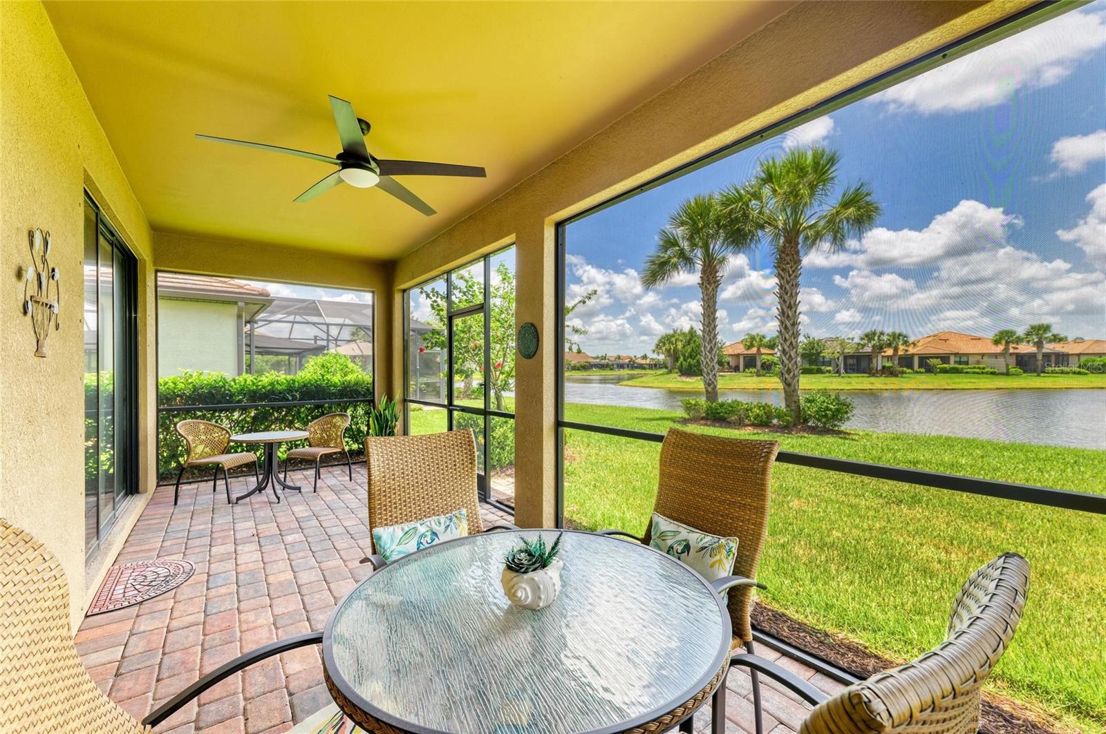 A4654405 Property Photo