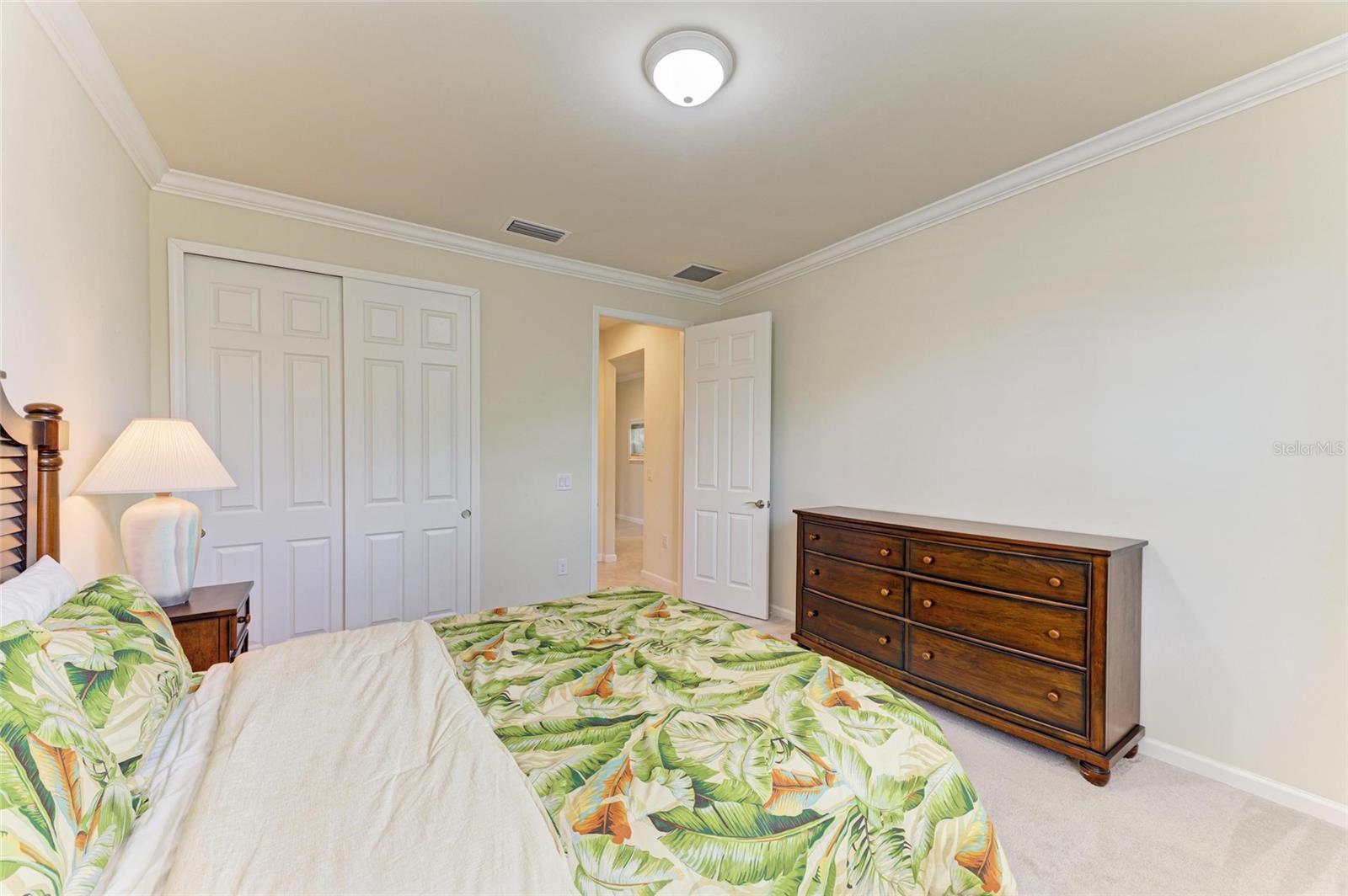A4654405 Property Photo