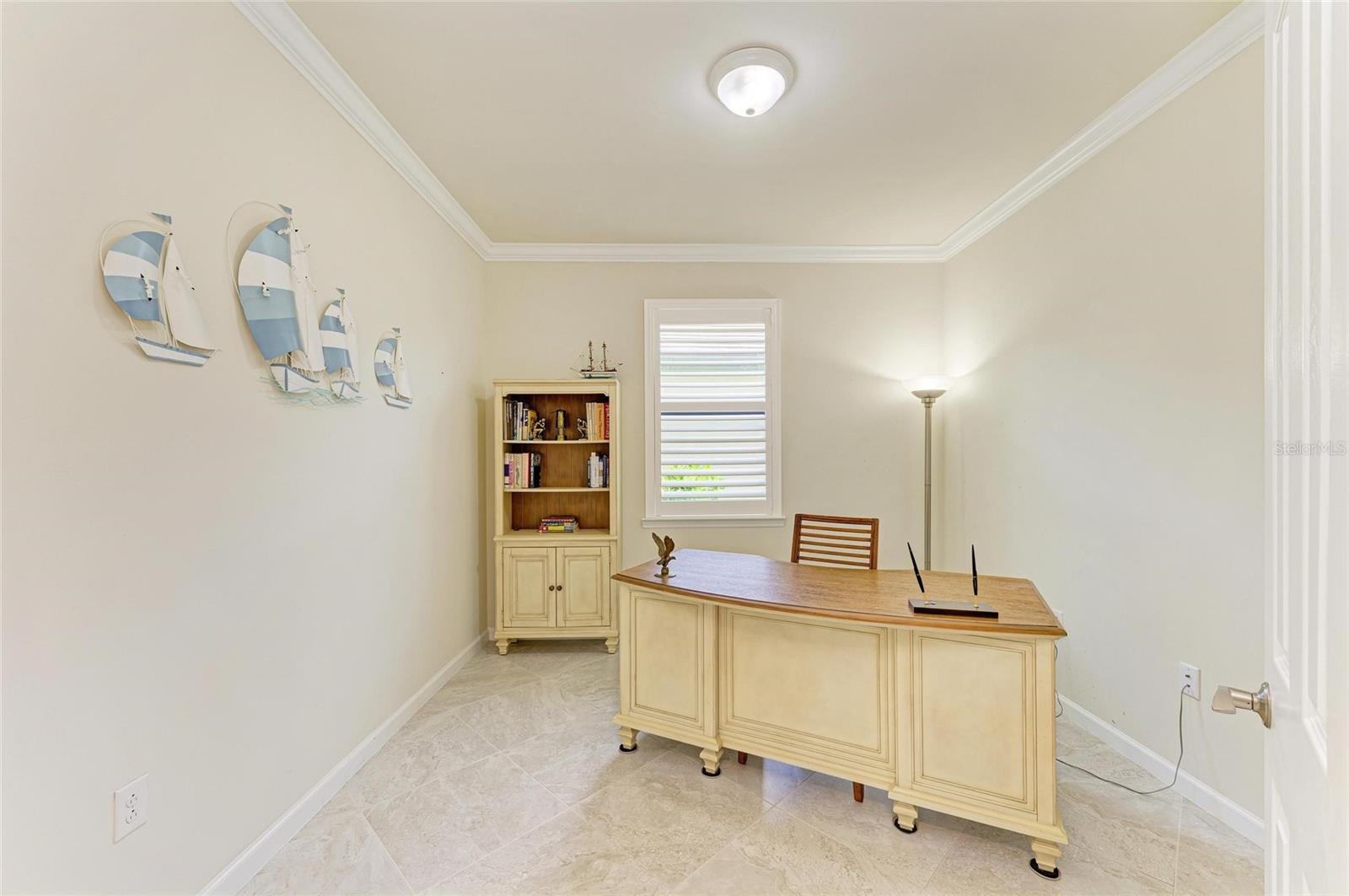 A4654405 Property Photo