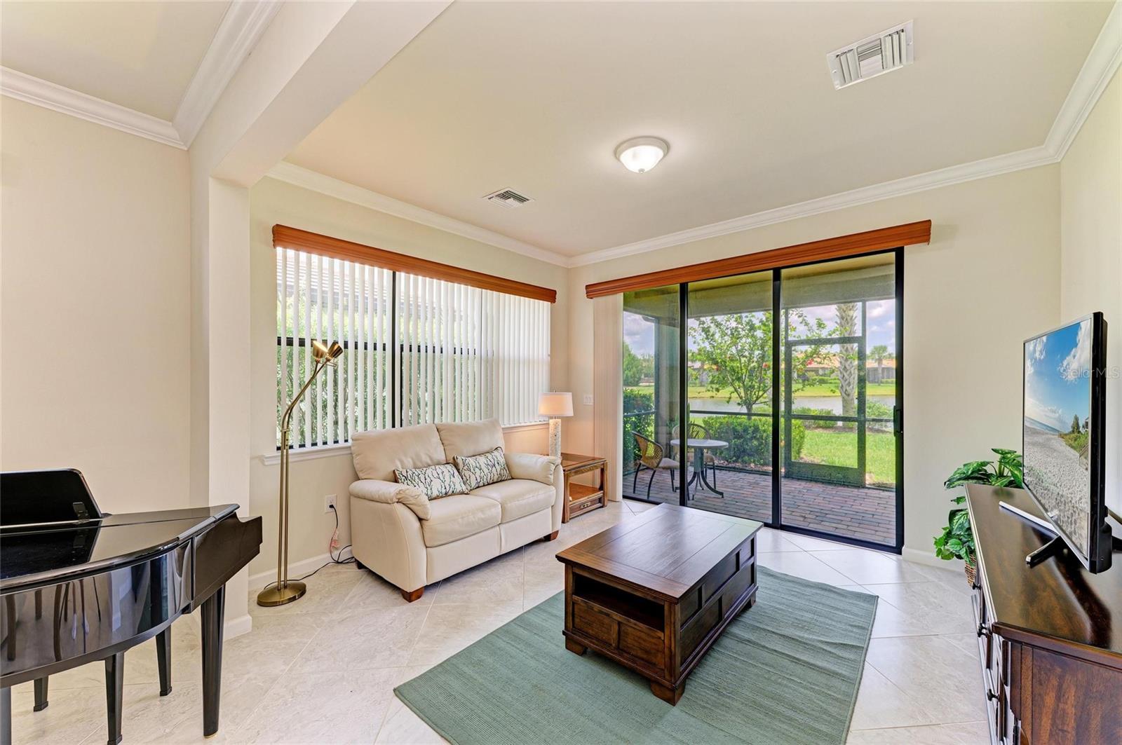 A4654405 Property Photo