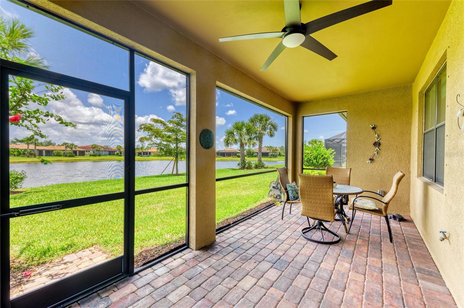 A4654405 Property Photo