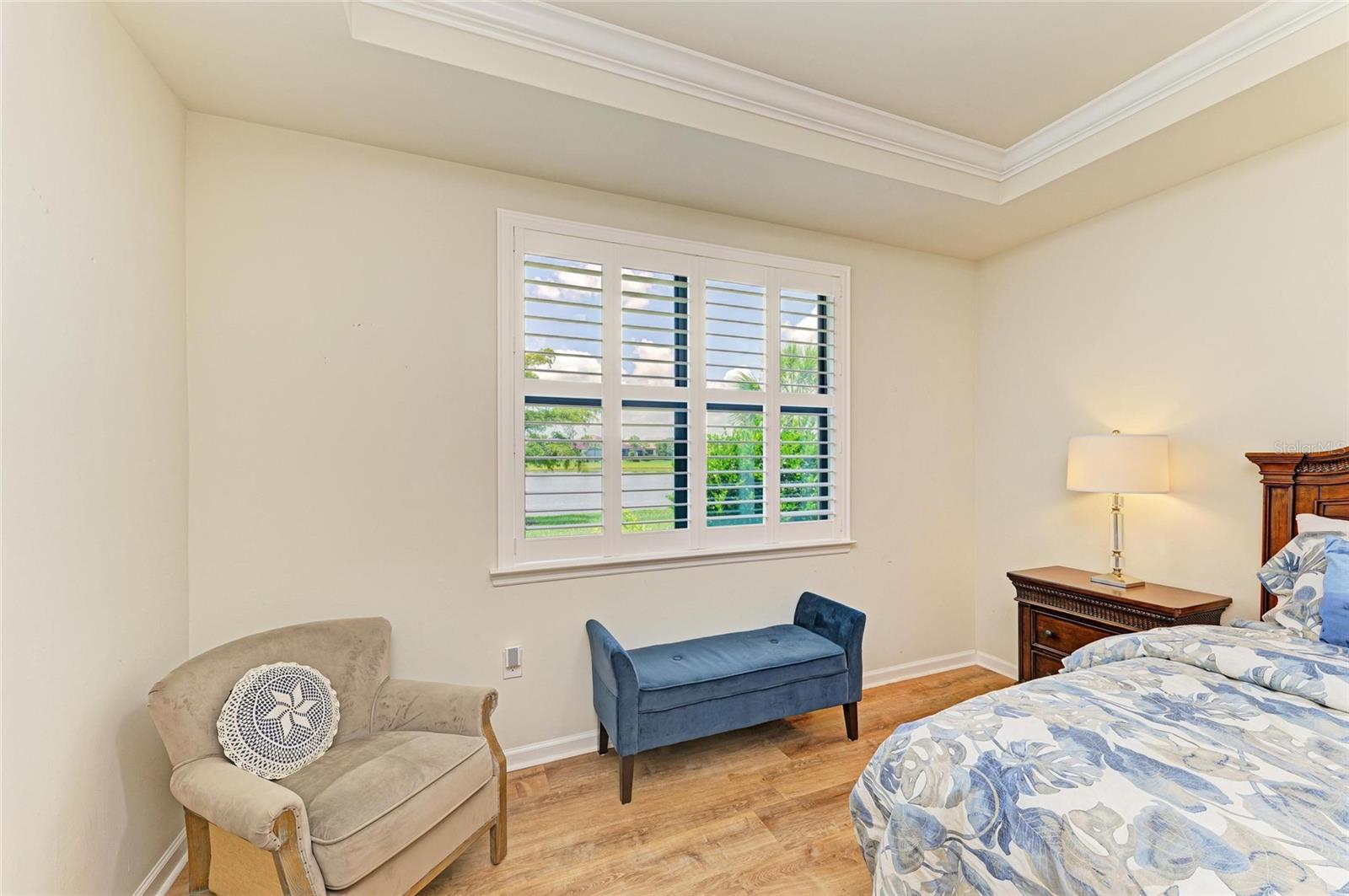 A4654405 Property Photo