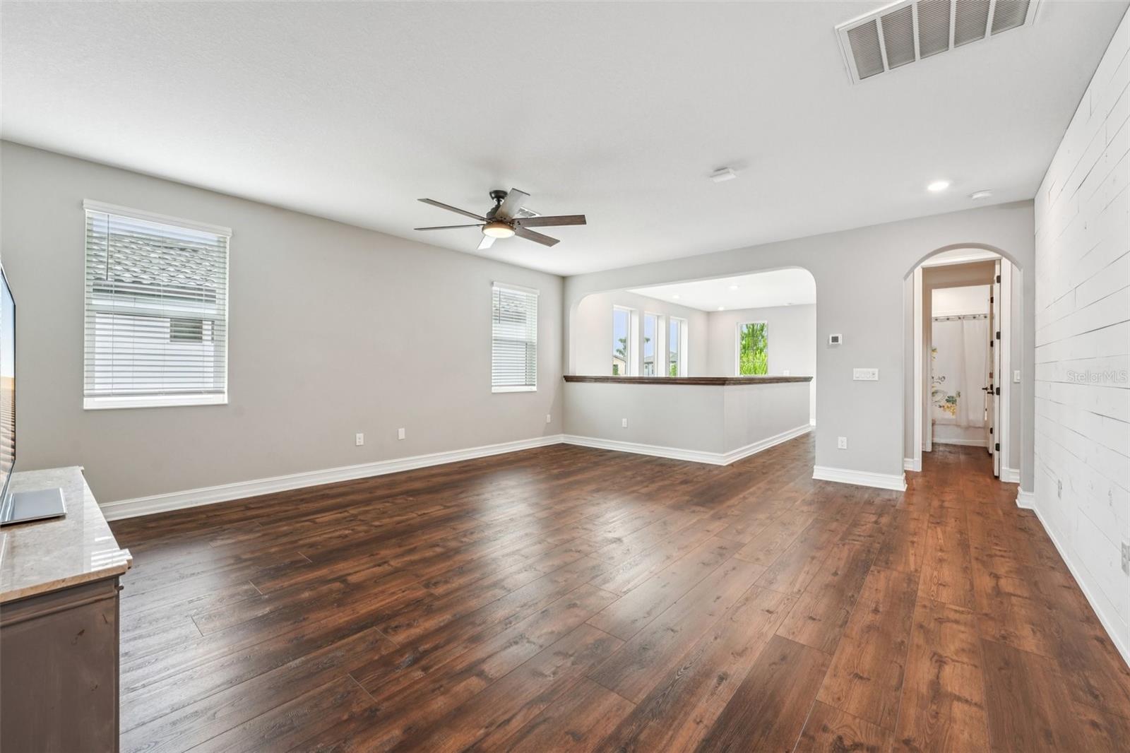 19191 PEASE PL, LUTZ, FL, 33558