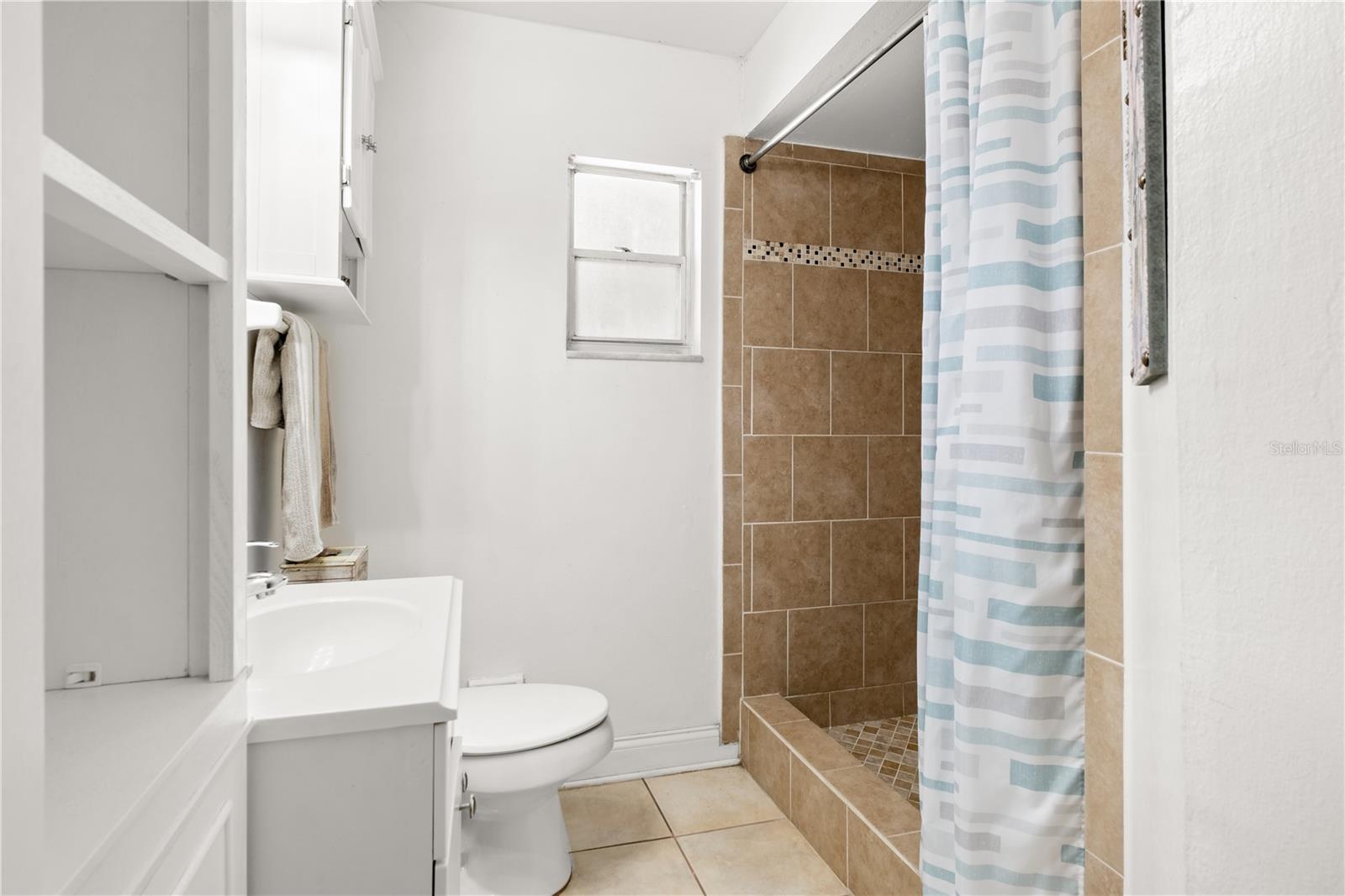 5820 INDIAN HILL RD, ORLANDO, FL, 32808