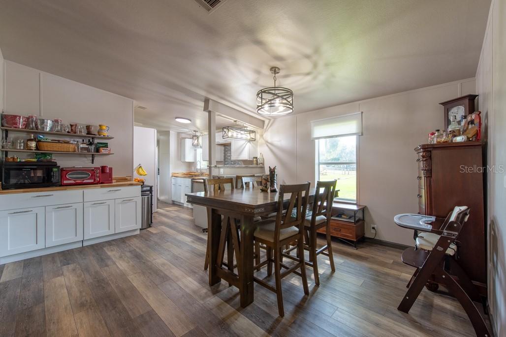 2140 HINSON RD, DOVER, FL, 33527