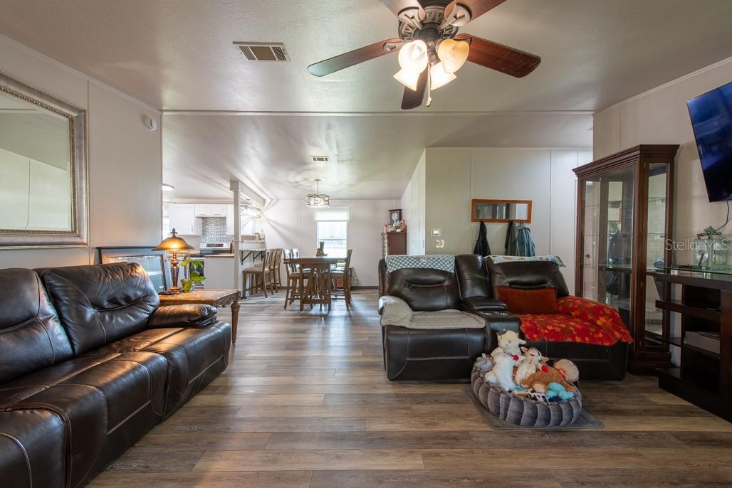 2140 HINSON RD, DOVER, FL, 33527