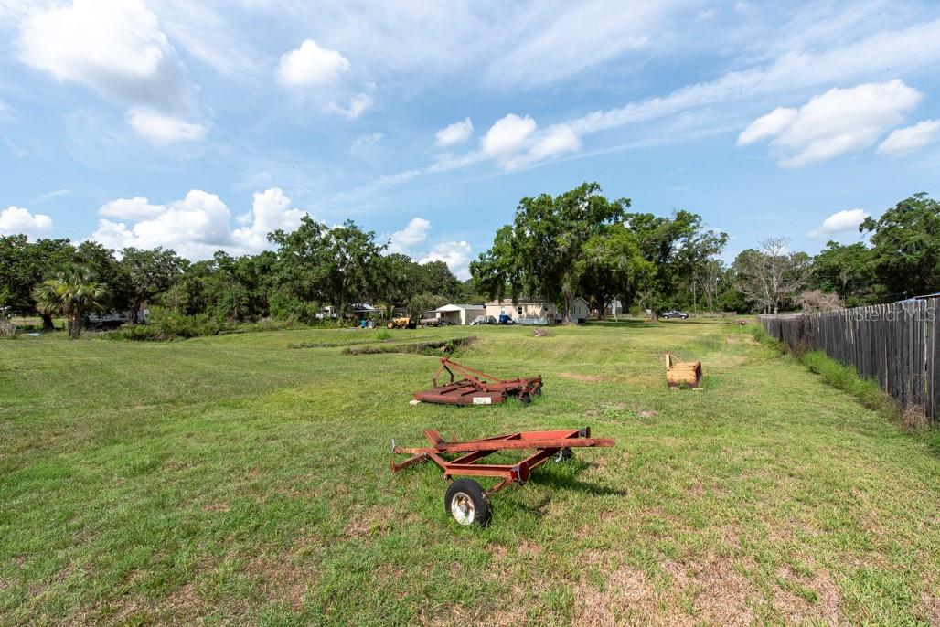 2140 HINSON RD, DOVER, FL, 33527