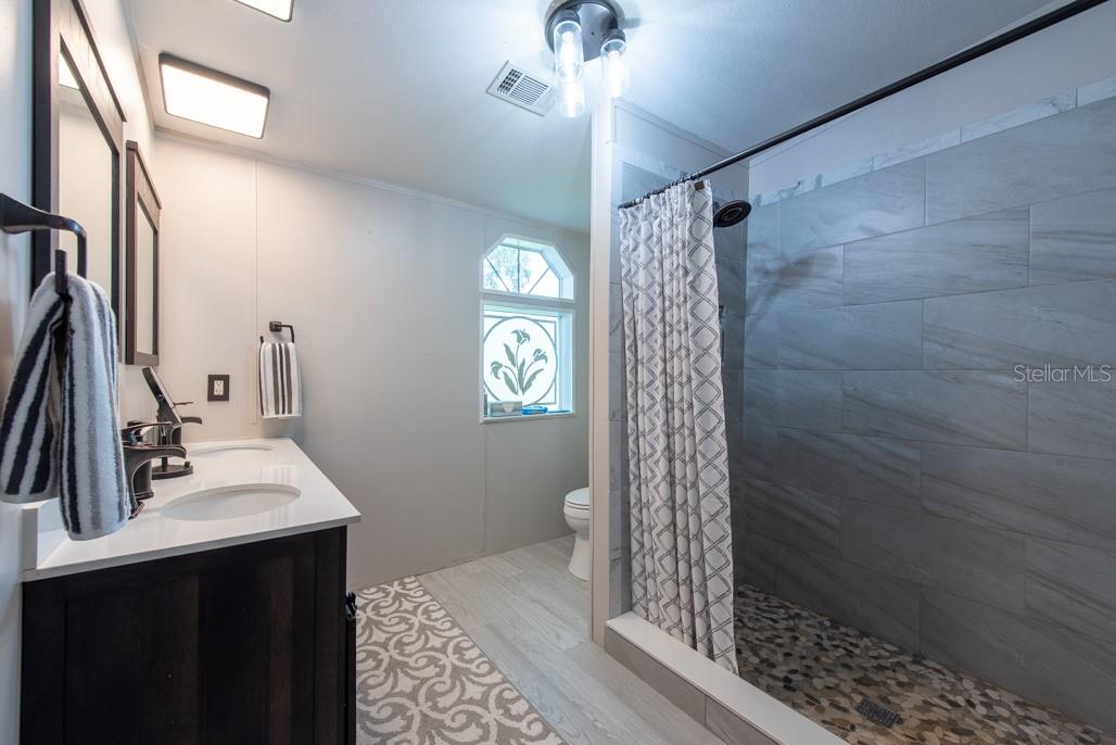 2140 HINSON RD, DOVER, FL, 33527