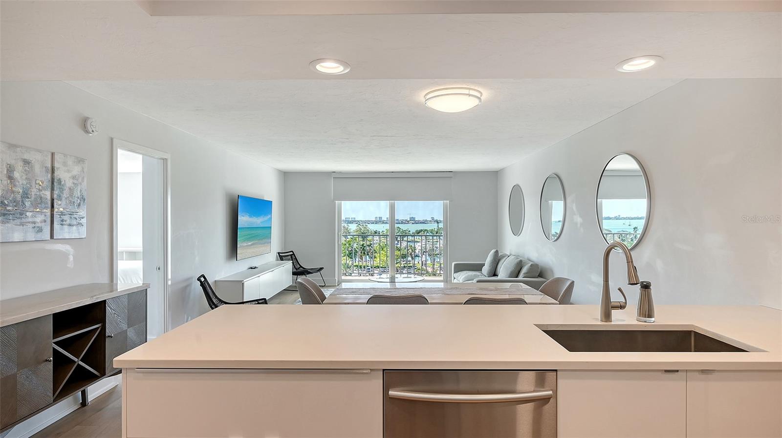 101 S GULFSTREAM AVE #8G, SARASOTA, FL, 34236