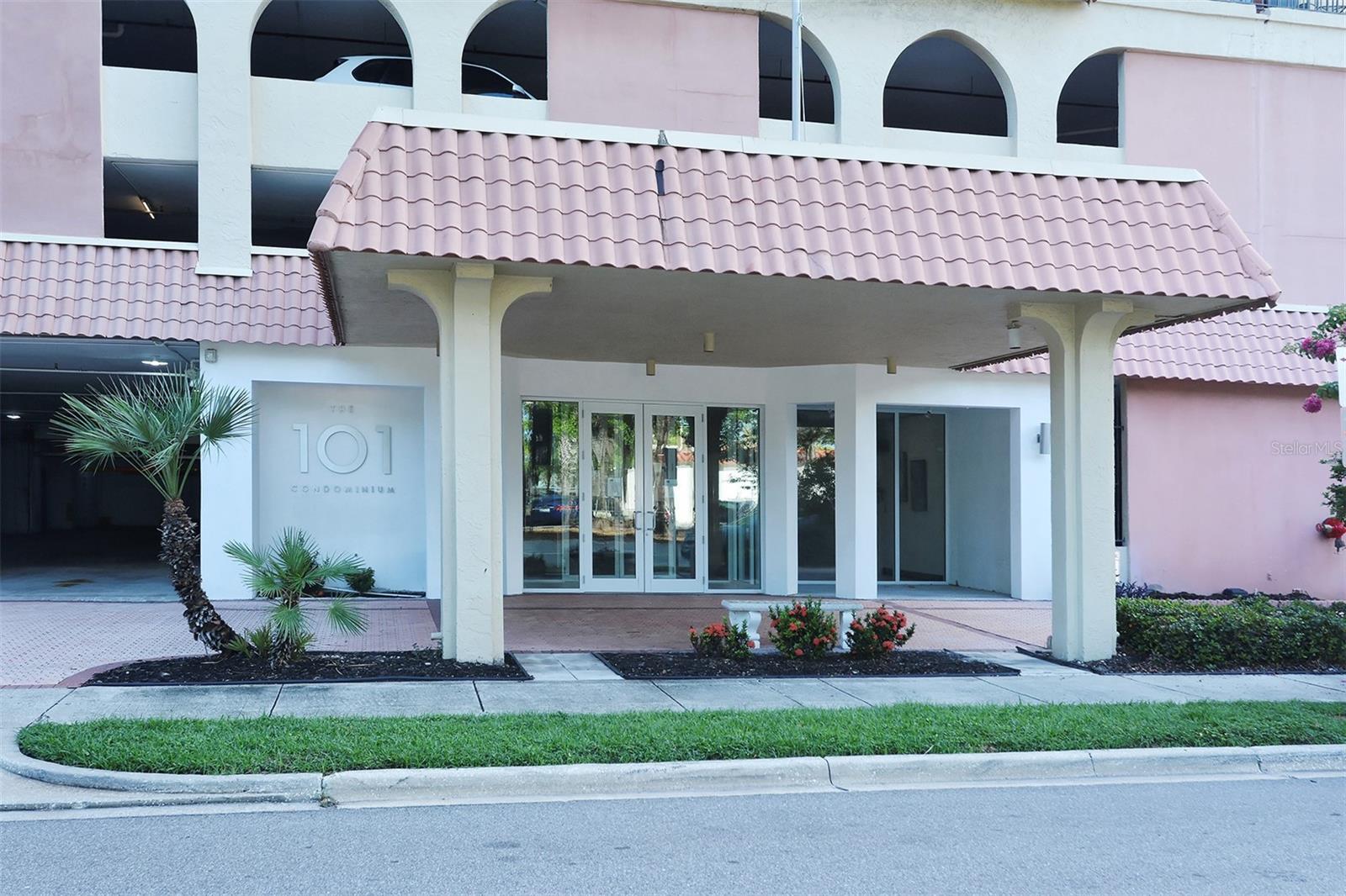 101 S GULFSTREAM AVE #8G, SARASOTA, FL, 34236